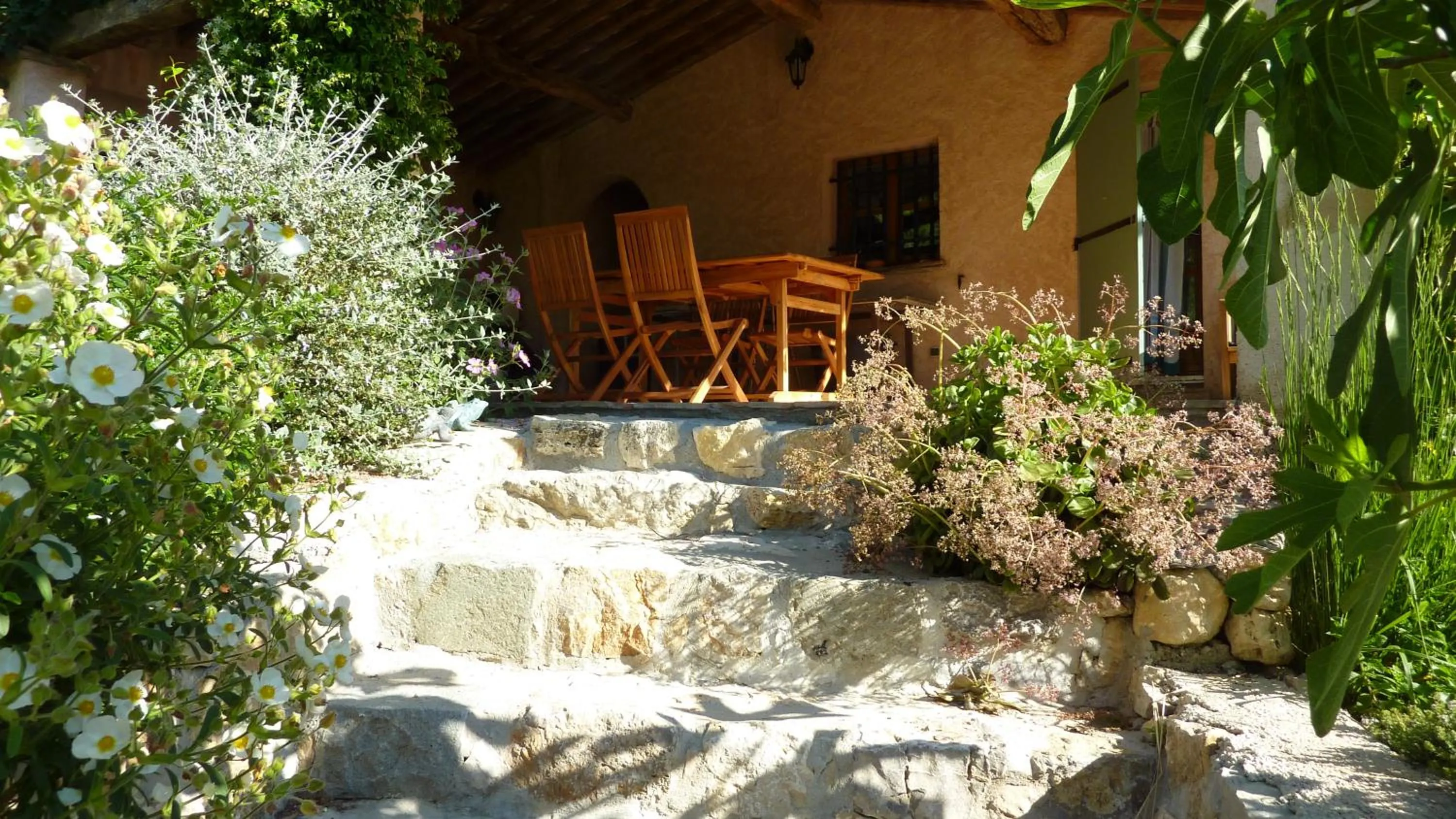 Balcony/Terrace in B&B L'Estuve provencale