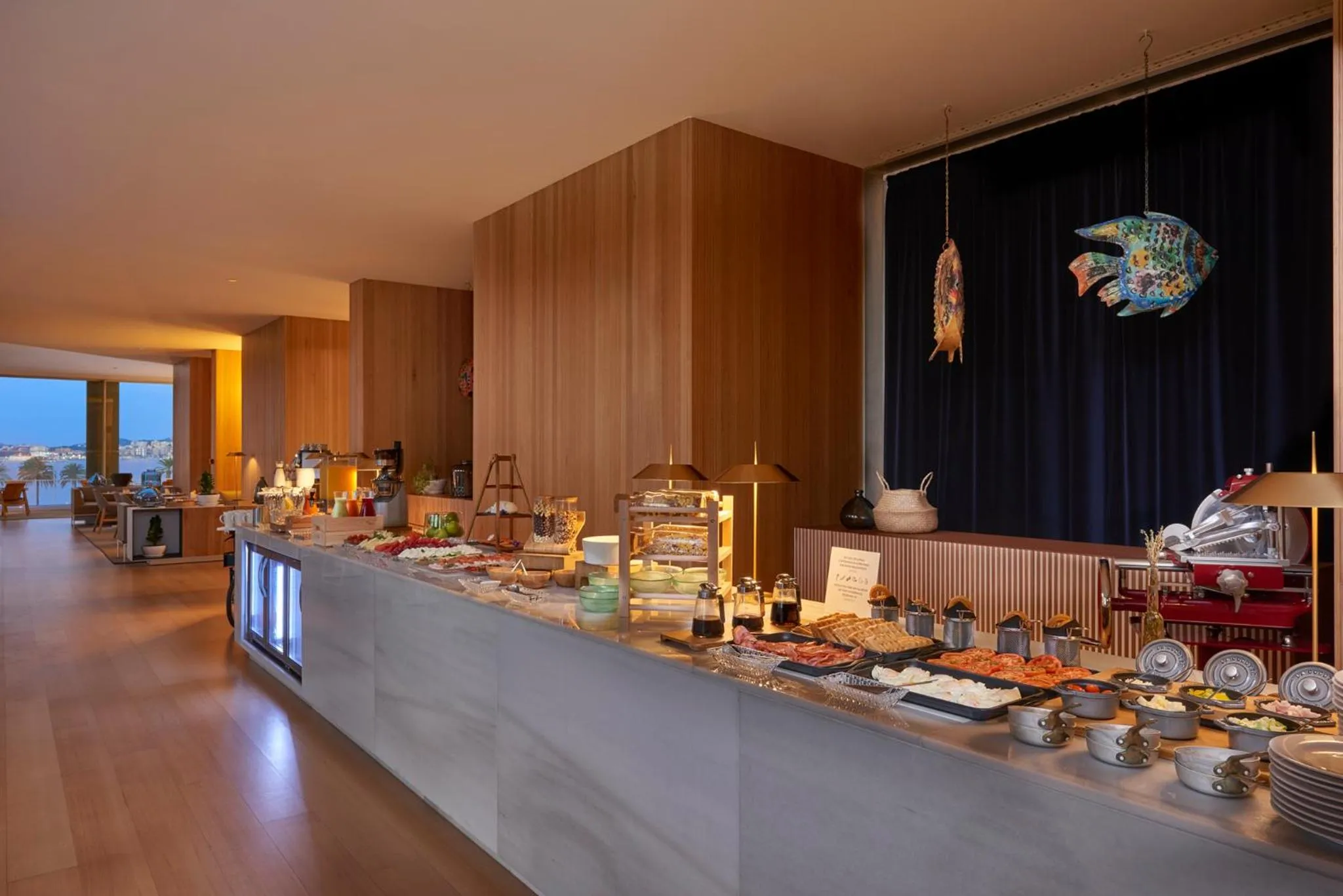 Communal lounge/ TV room in Melia Palma Bay