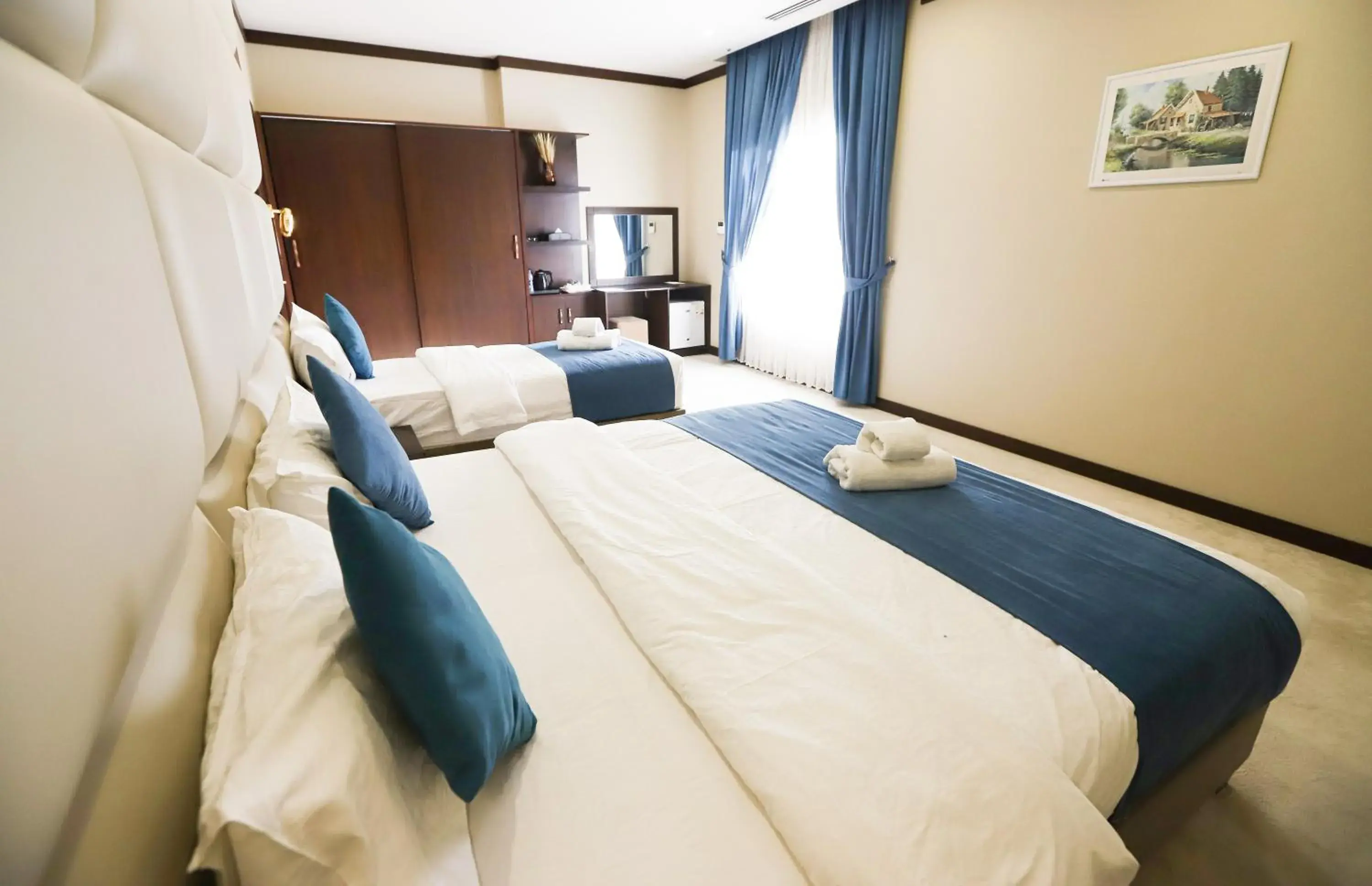 Family Suite in Paris Plaza Hotel Family Suite in Paris Plaza Hotel