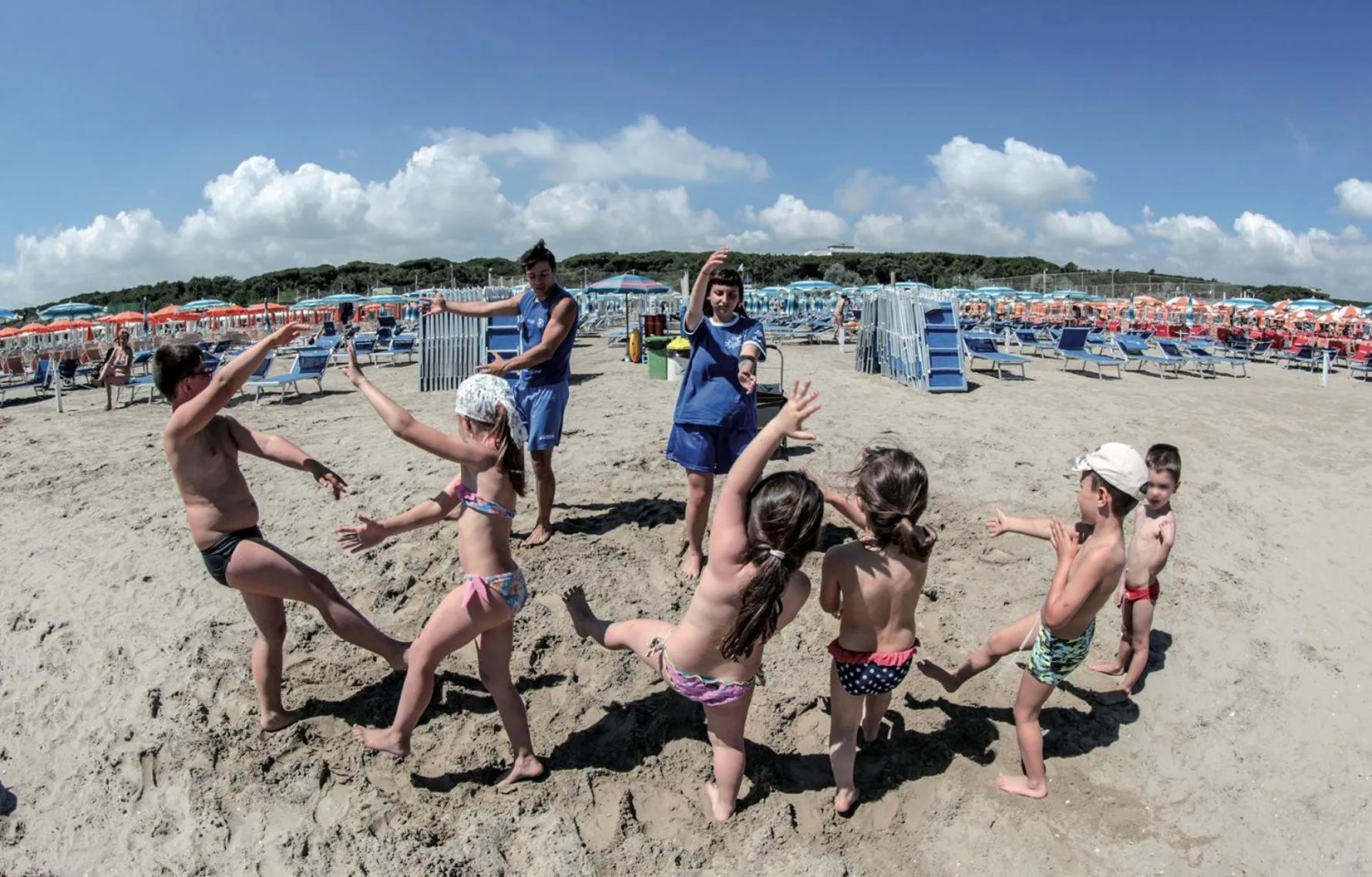 Entertainment in Hotel Riziana