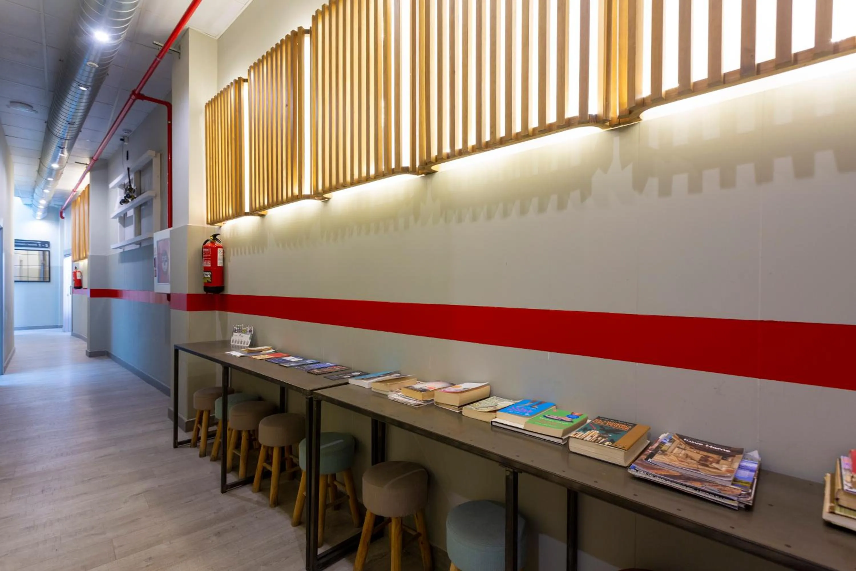 Library in Malaga Stop Hostel AB