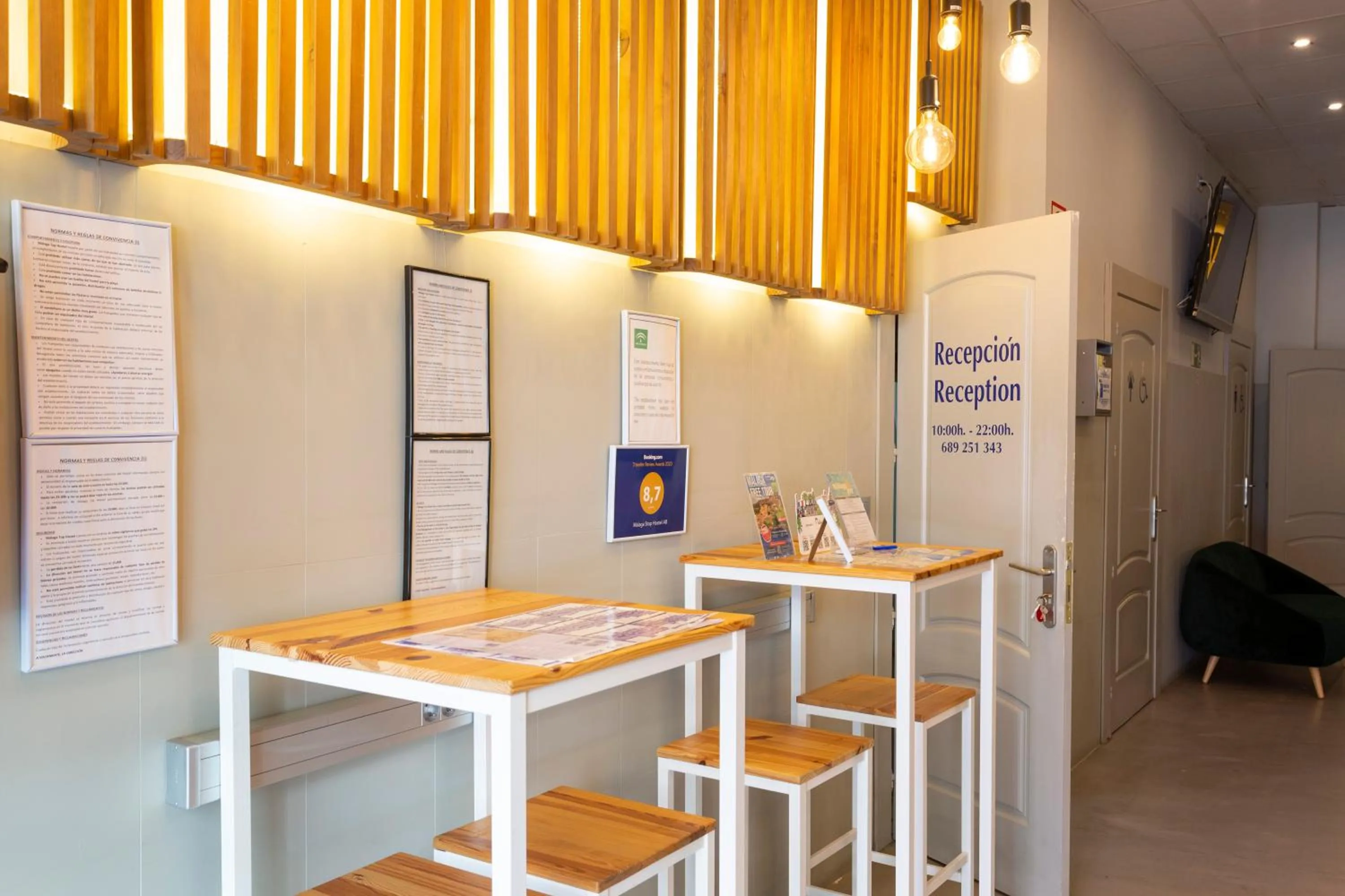 Seating area in Malaga Stop Hostel AB