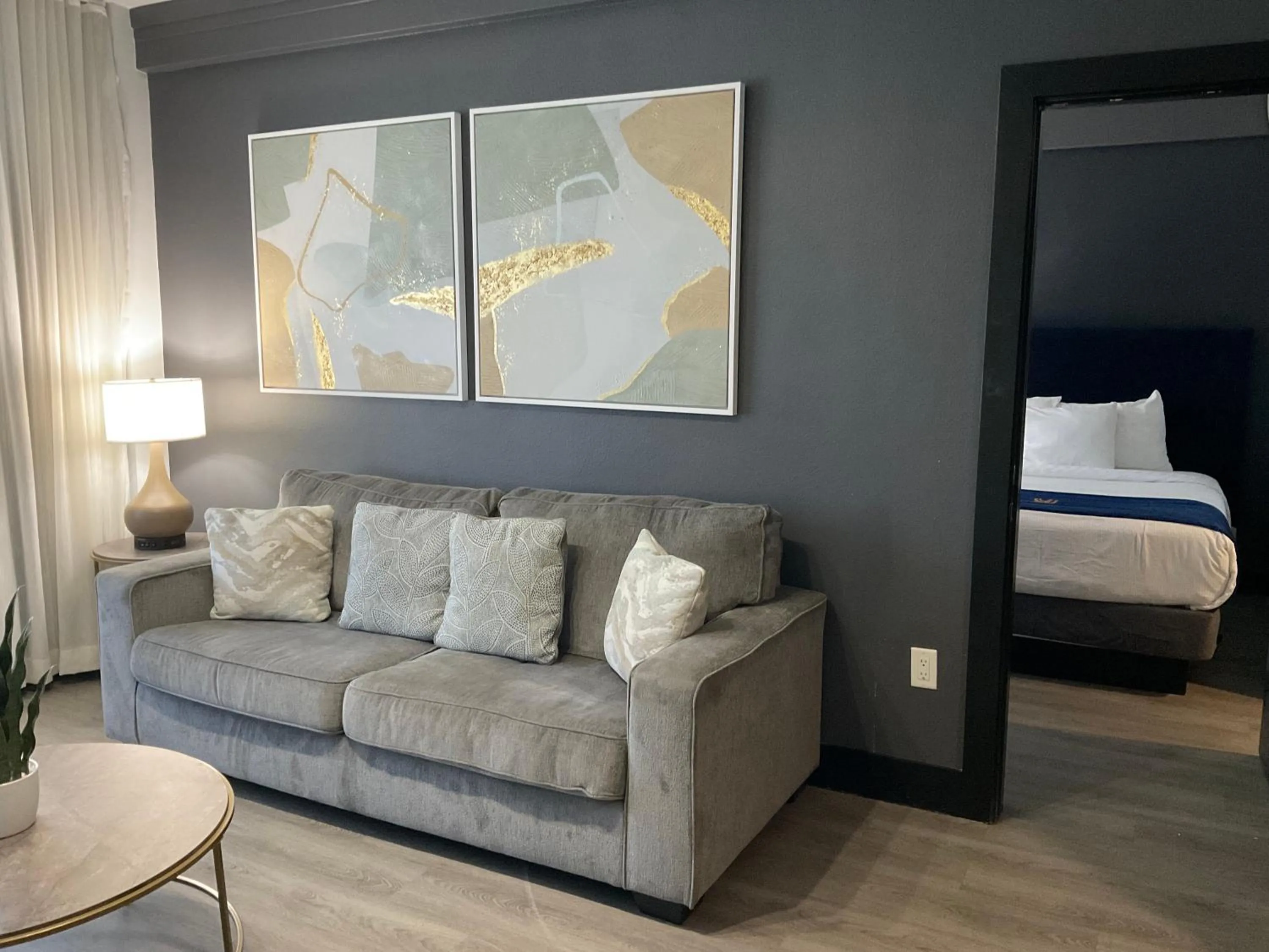 Photo of the whole room, Bed in The Streamline Hotel - Daytona Beach