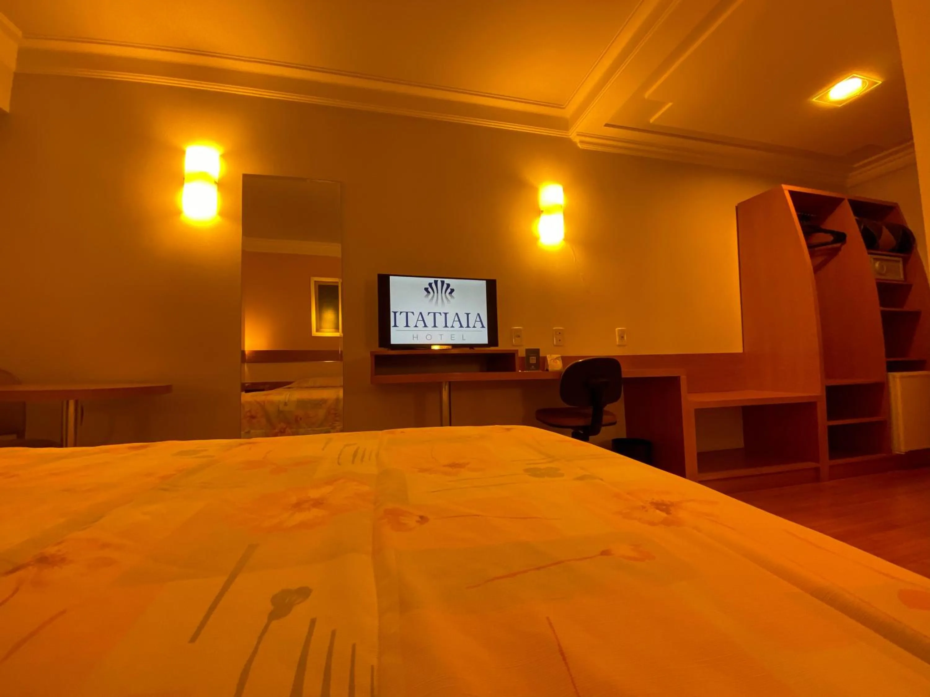 Bed in Itatiaia Hotel Passo Fundo