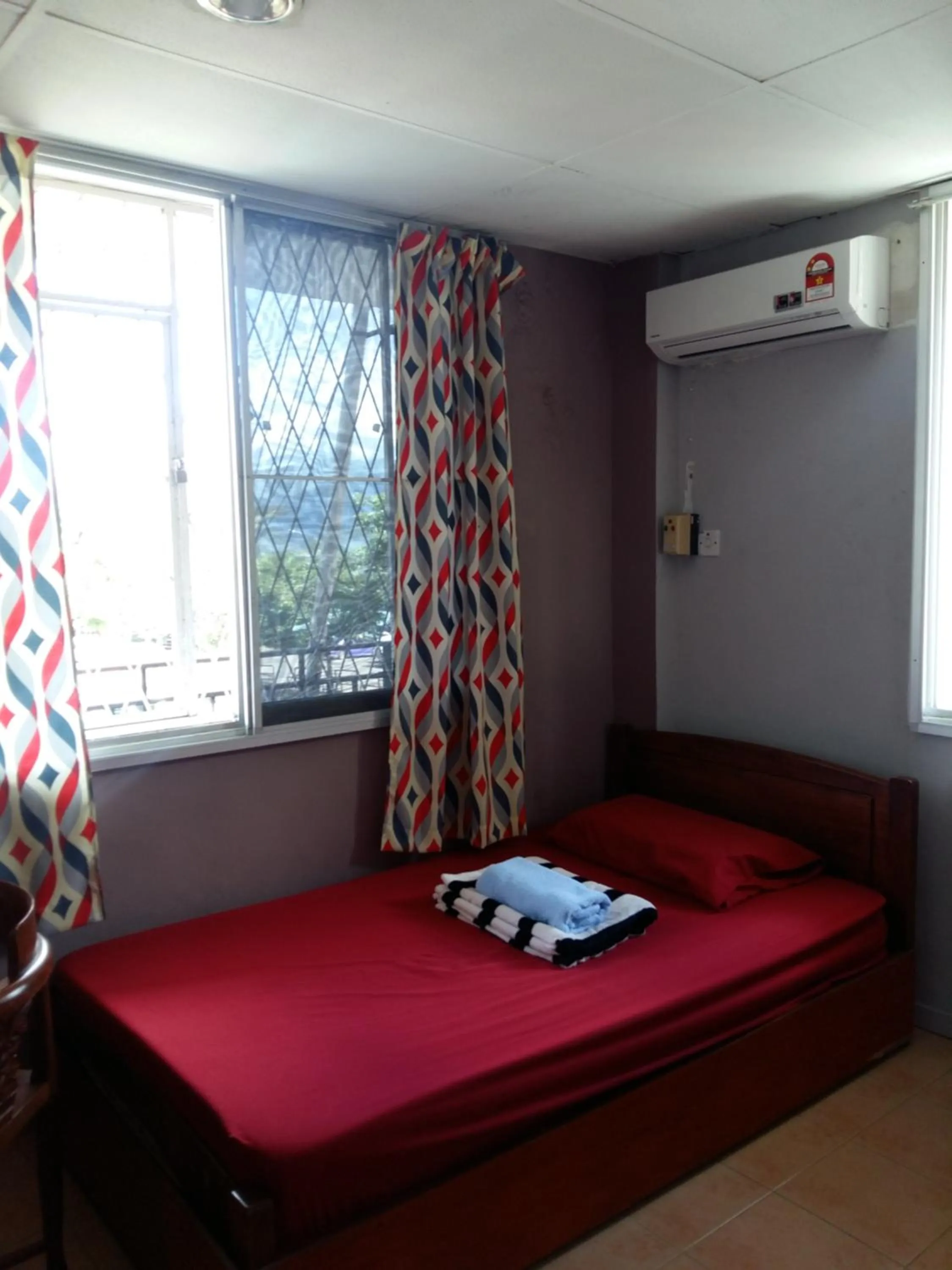 Bed in Ranau Backpackers Hostel