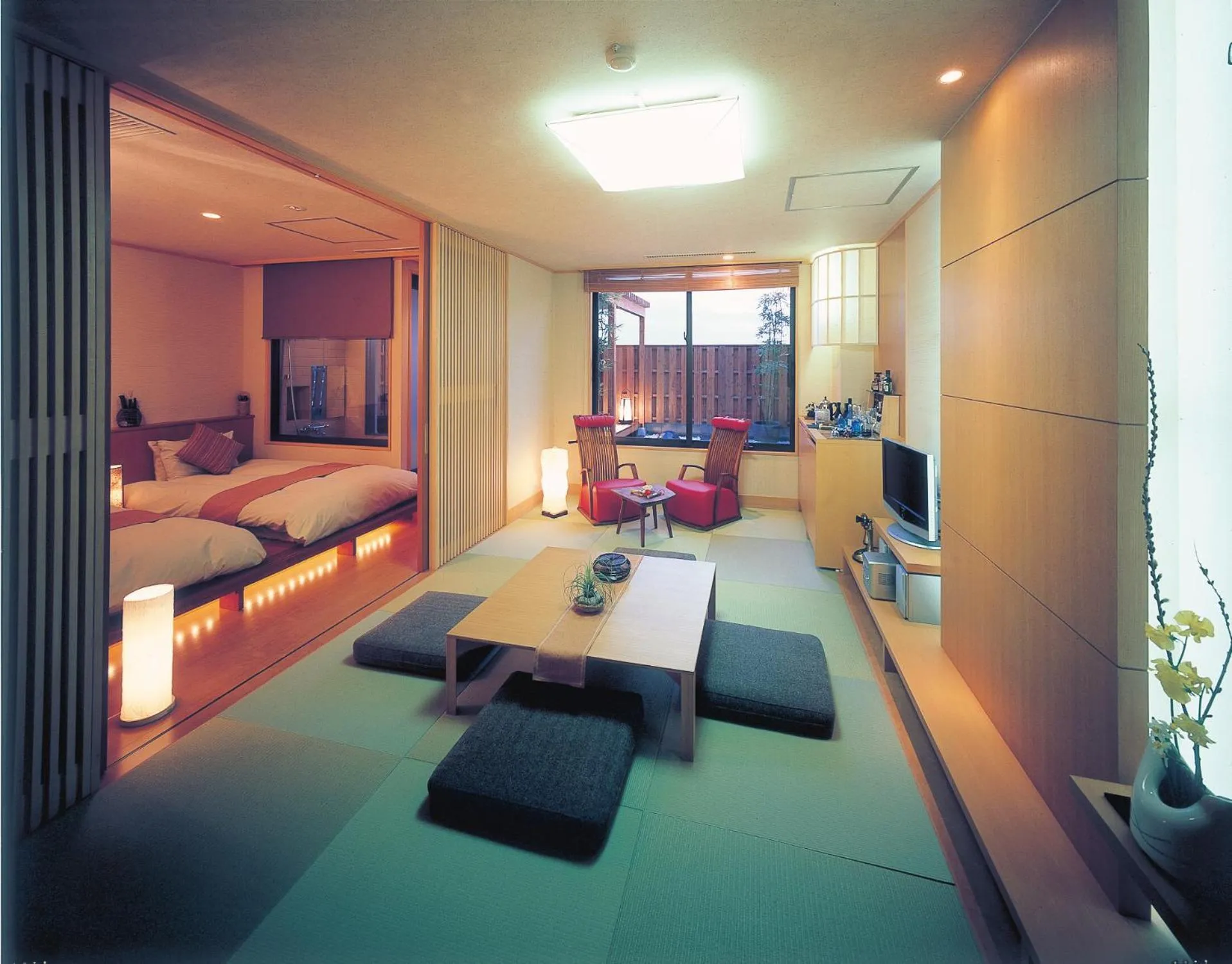 Photo of the whole room, Bed in 旅館かわな -Ryokan Kawana-