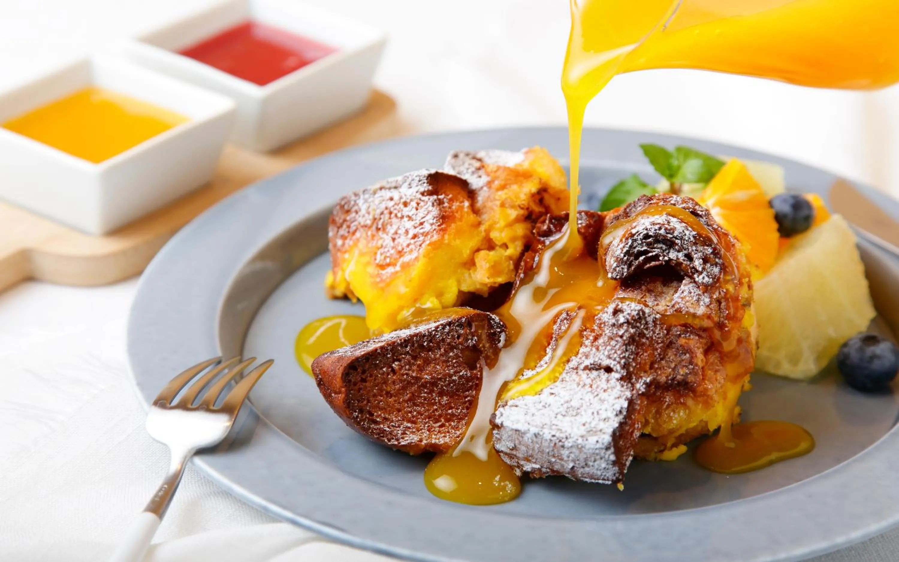 Buffet breakfast in THE SINGULARI HOTEL & SKYSPA at UNIVERSAL STUDIOS JAPAN