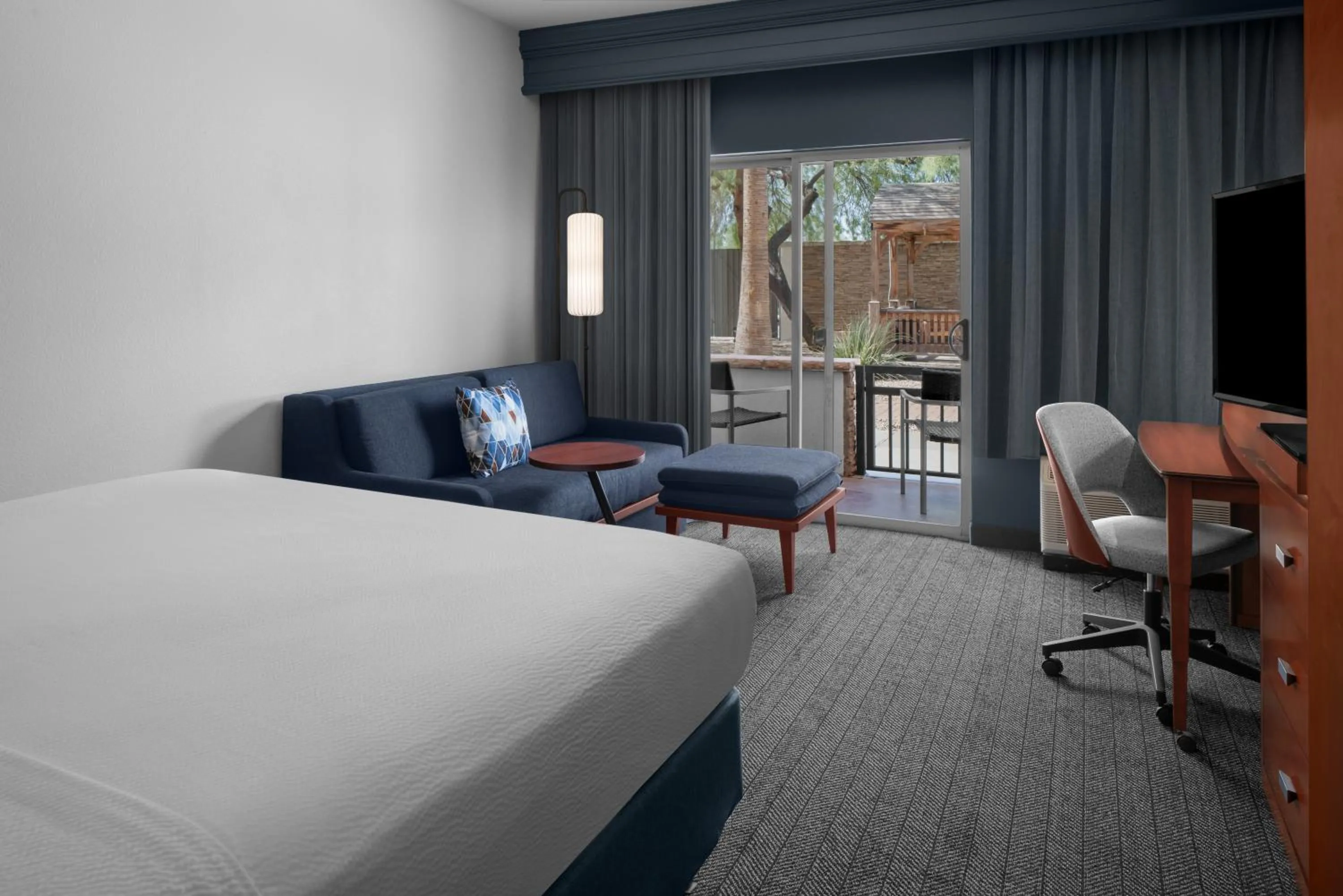 Bedroom, Bed in Courtyard by Marriott Phoenix West/Avondale