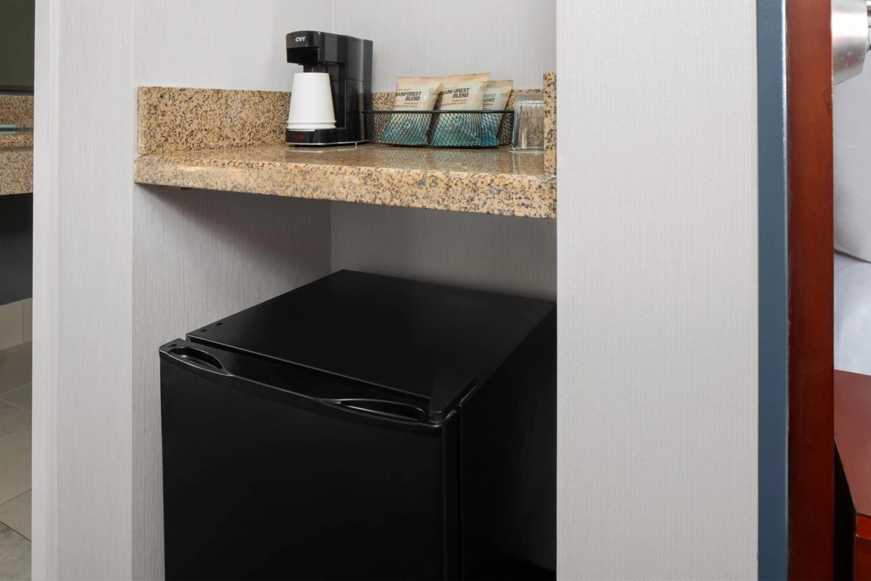 Bedroom in Courtyard by Marriott Phoenix West/Avondale