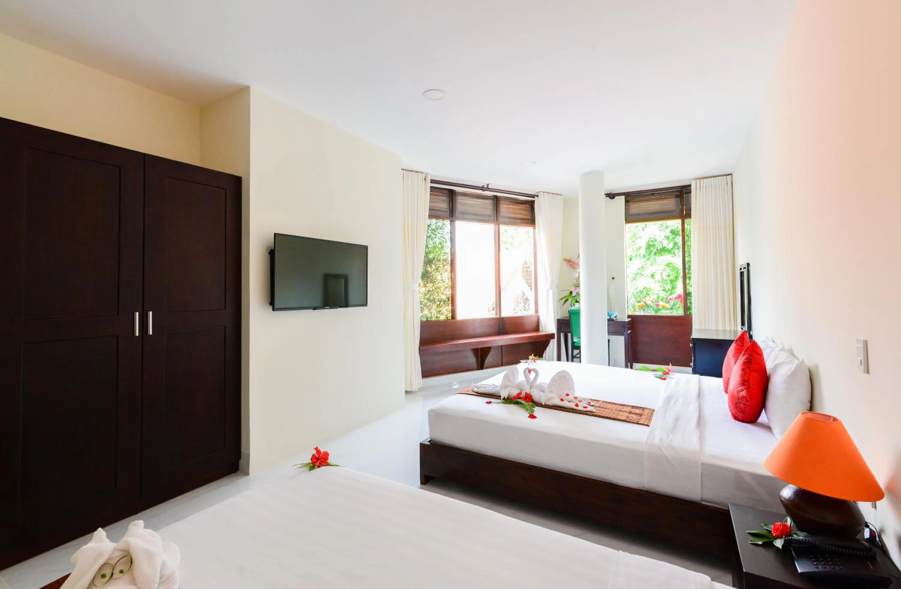 Bed in Four Oceans Beach Resort - Bon Bien Mui Ne