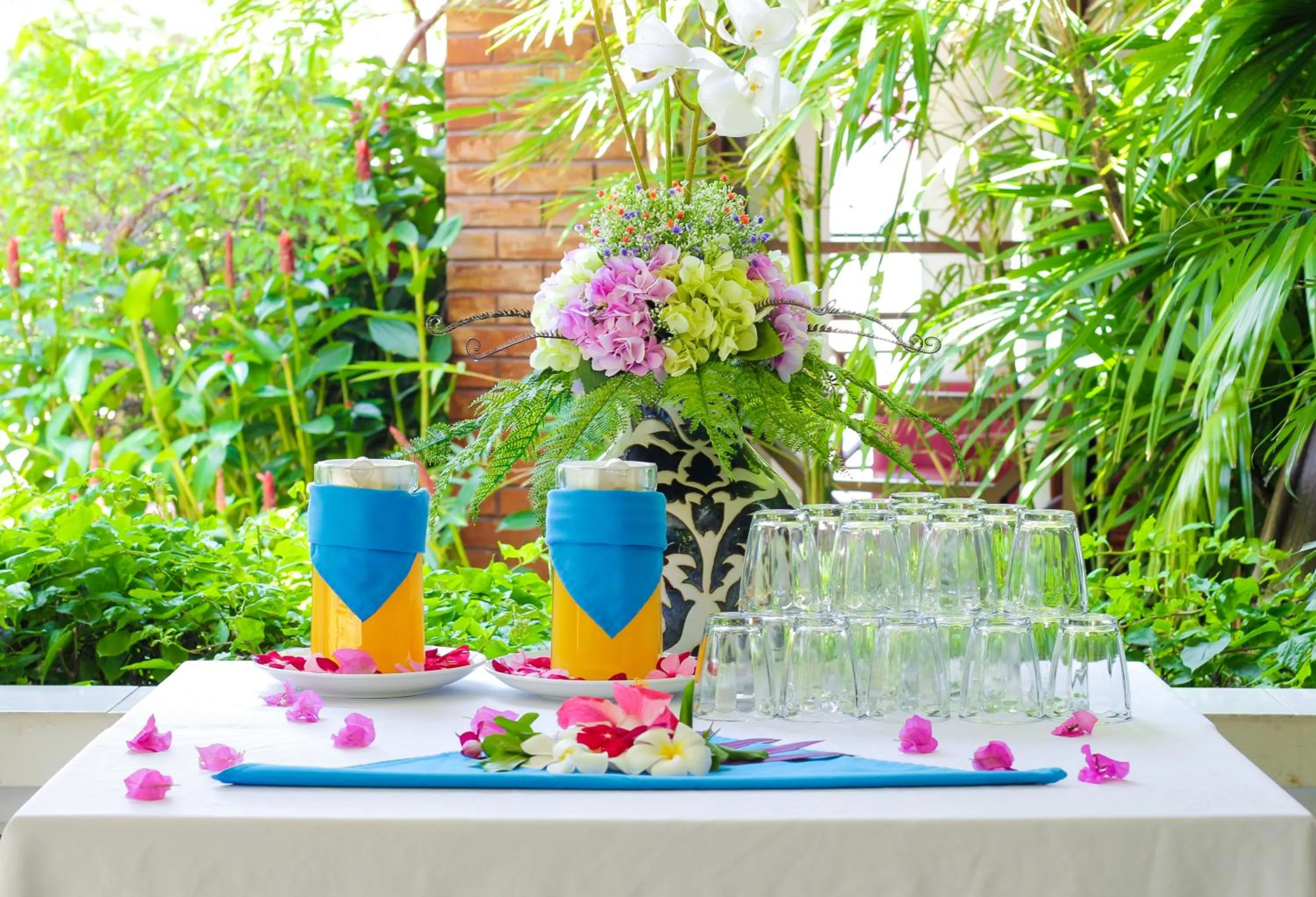 Lobby or reception in Four Oceans Beach Resort - Bon Bien Mui Ne