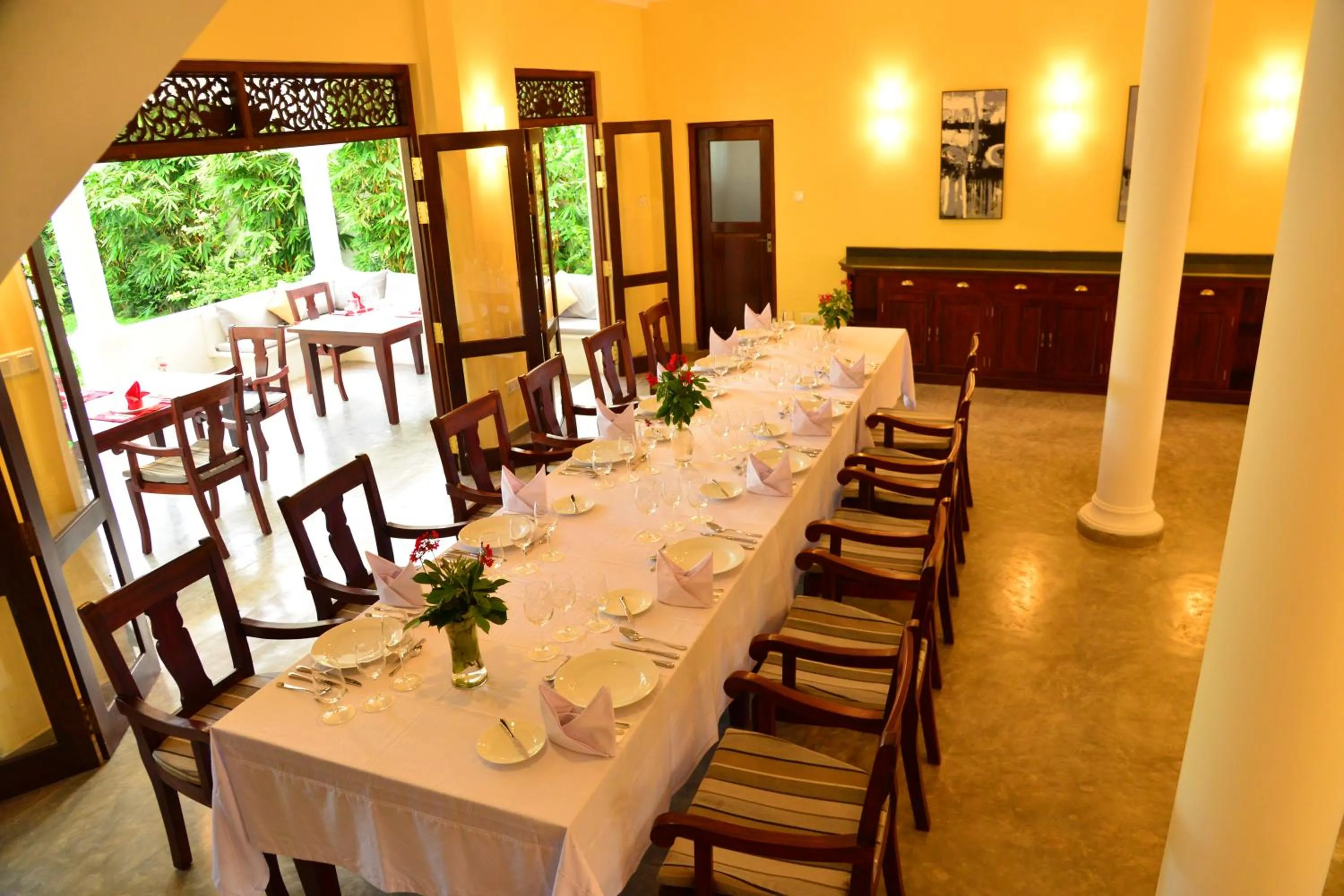 Dining area in Boutique Villa Shanthi