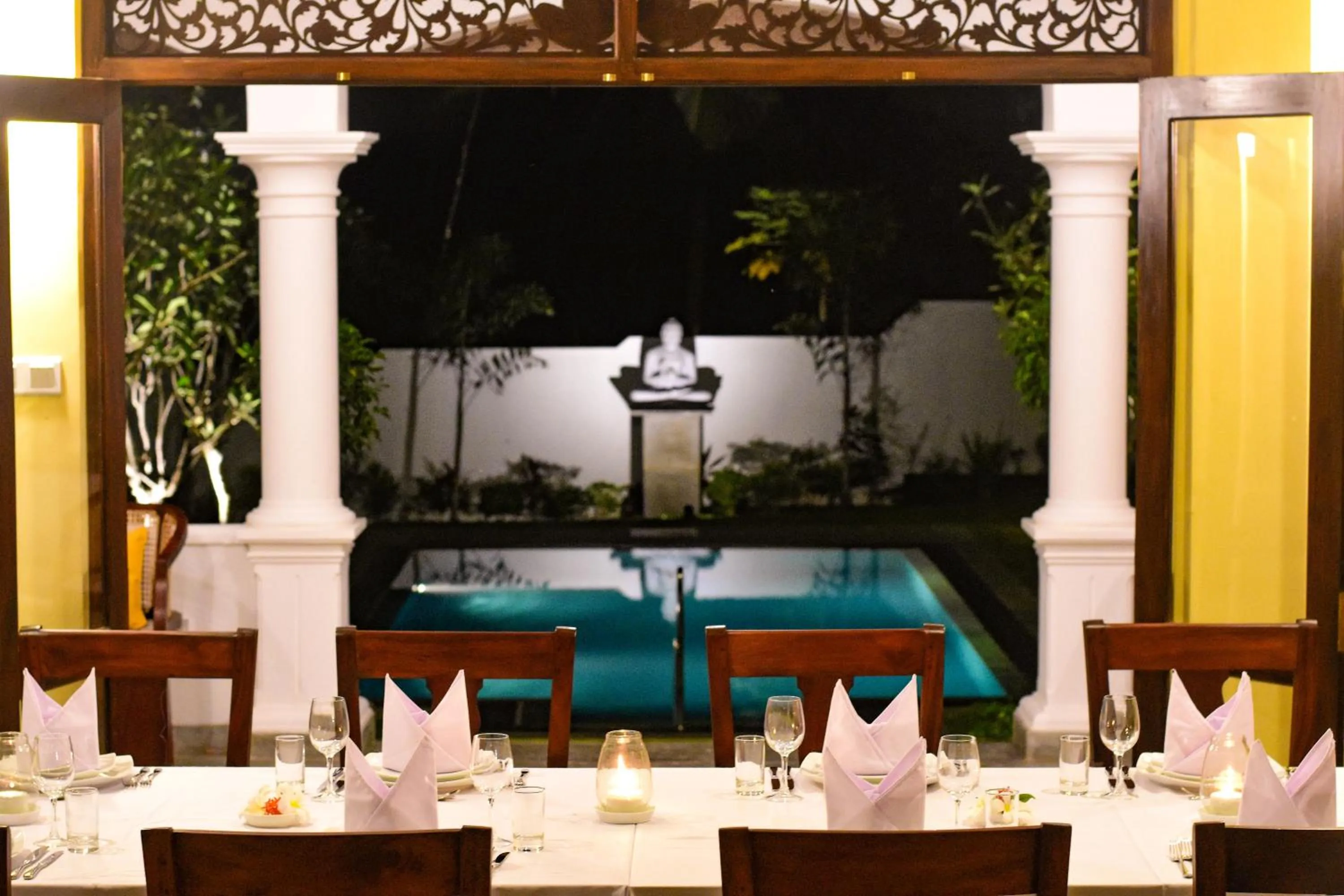 Restaurant/places to eat in Boutique Villa Shanthi