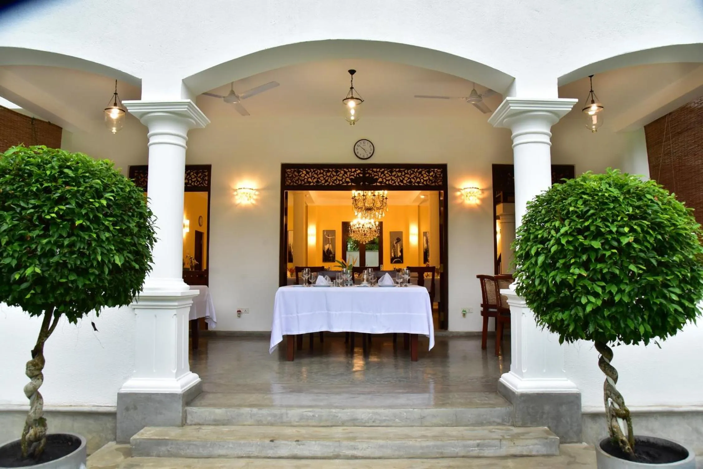 Restaurant/places to eat in Boutique Villa Shanthi