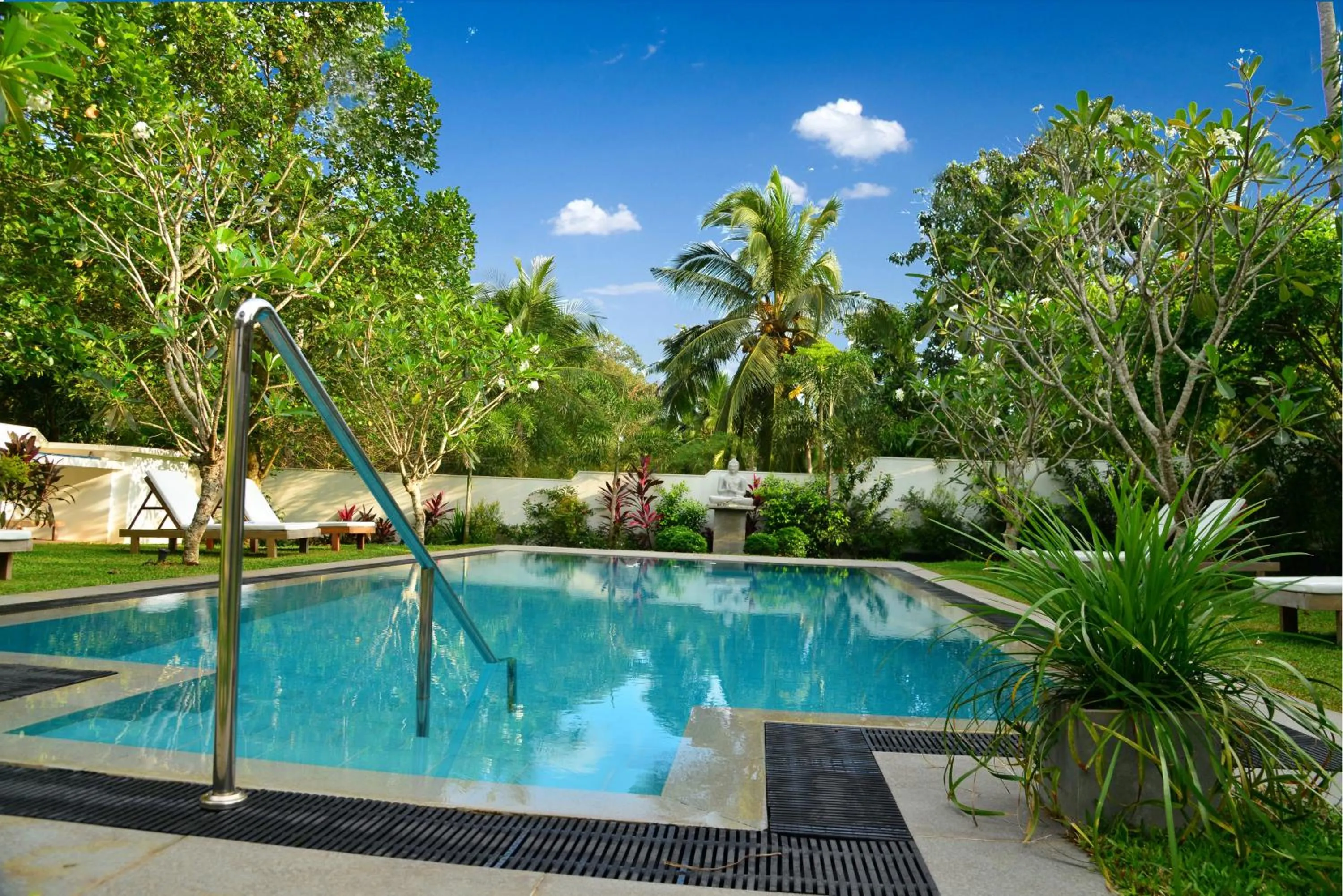 Garden in Boutique Villa Shanthi