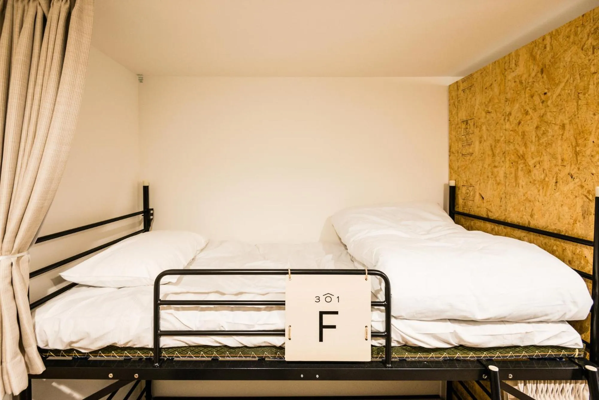 Bed in 04village Namba