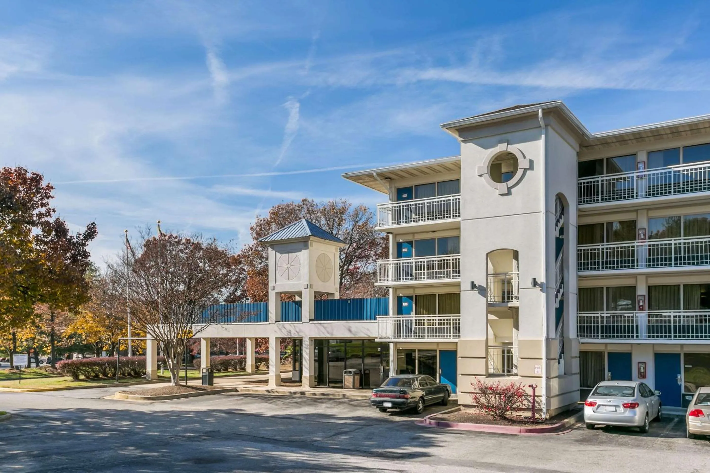 Property building in Rodeway Inn Baltimore - Inner Harbor South