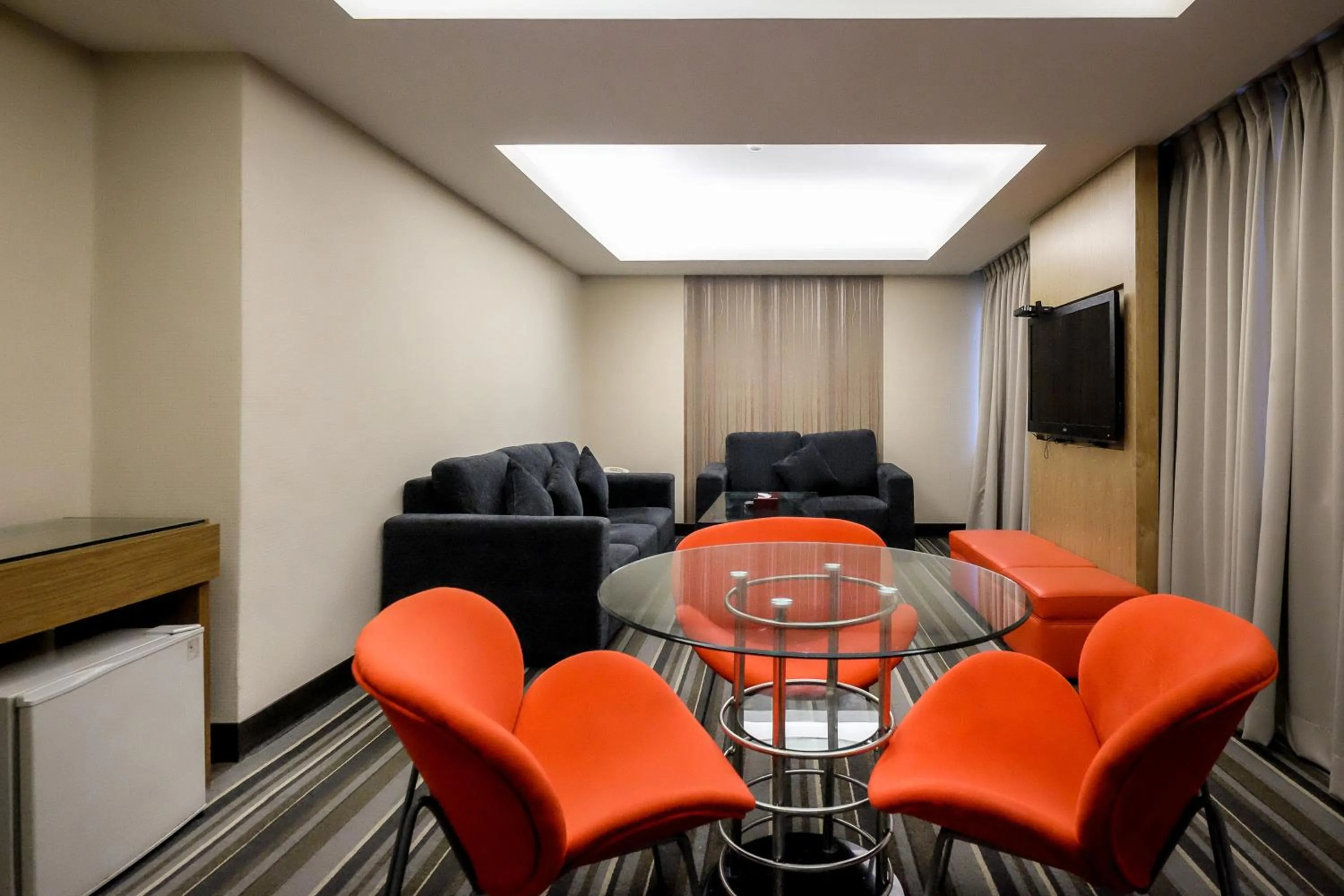 Bedroom in Country Garden Hotel