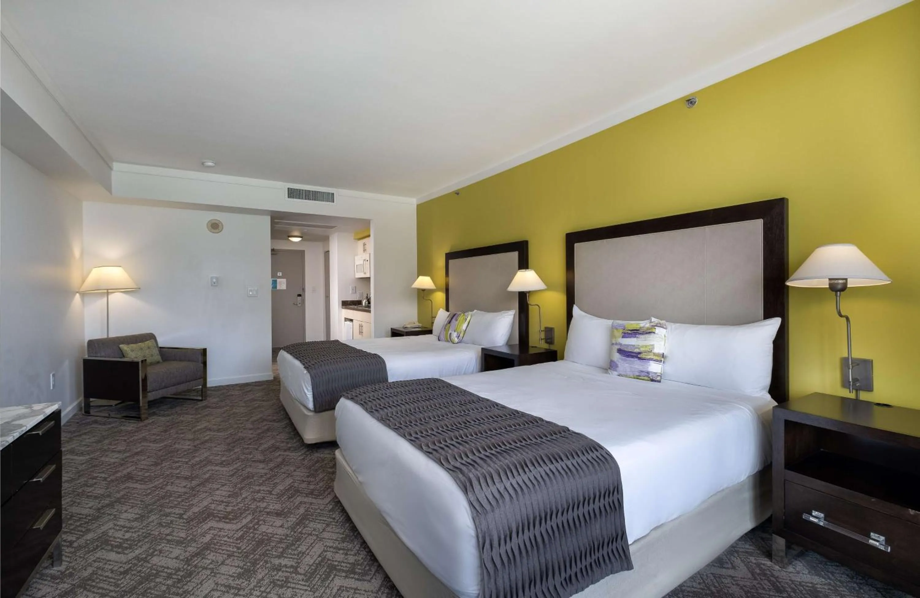 Bedroom, Bed in Hotel Arya BW Premier Collection