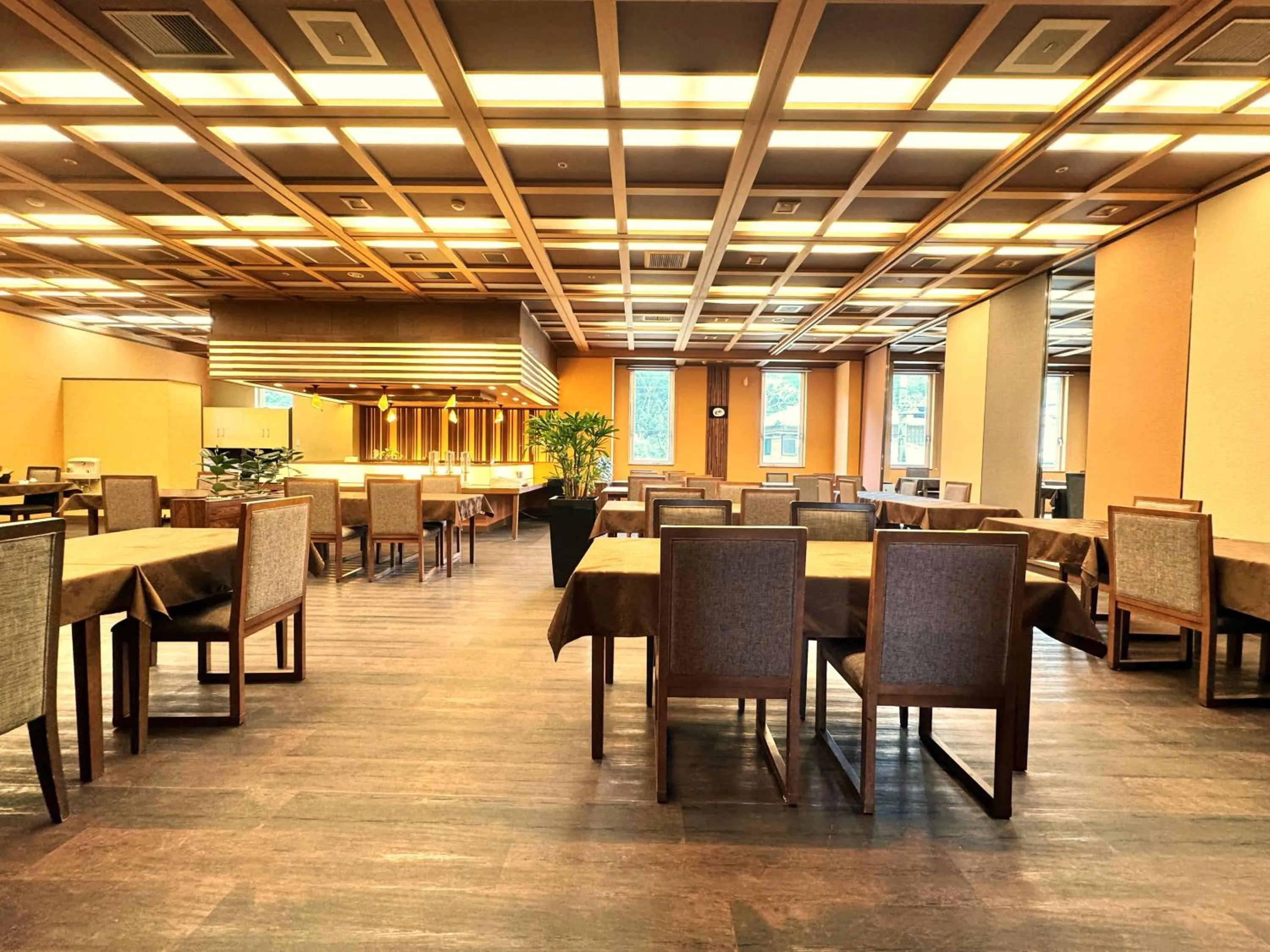 Restaurant/places to eat in Kochoran