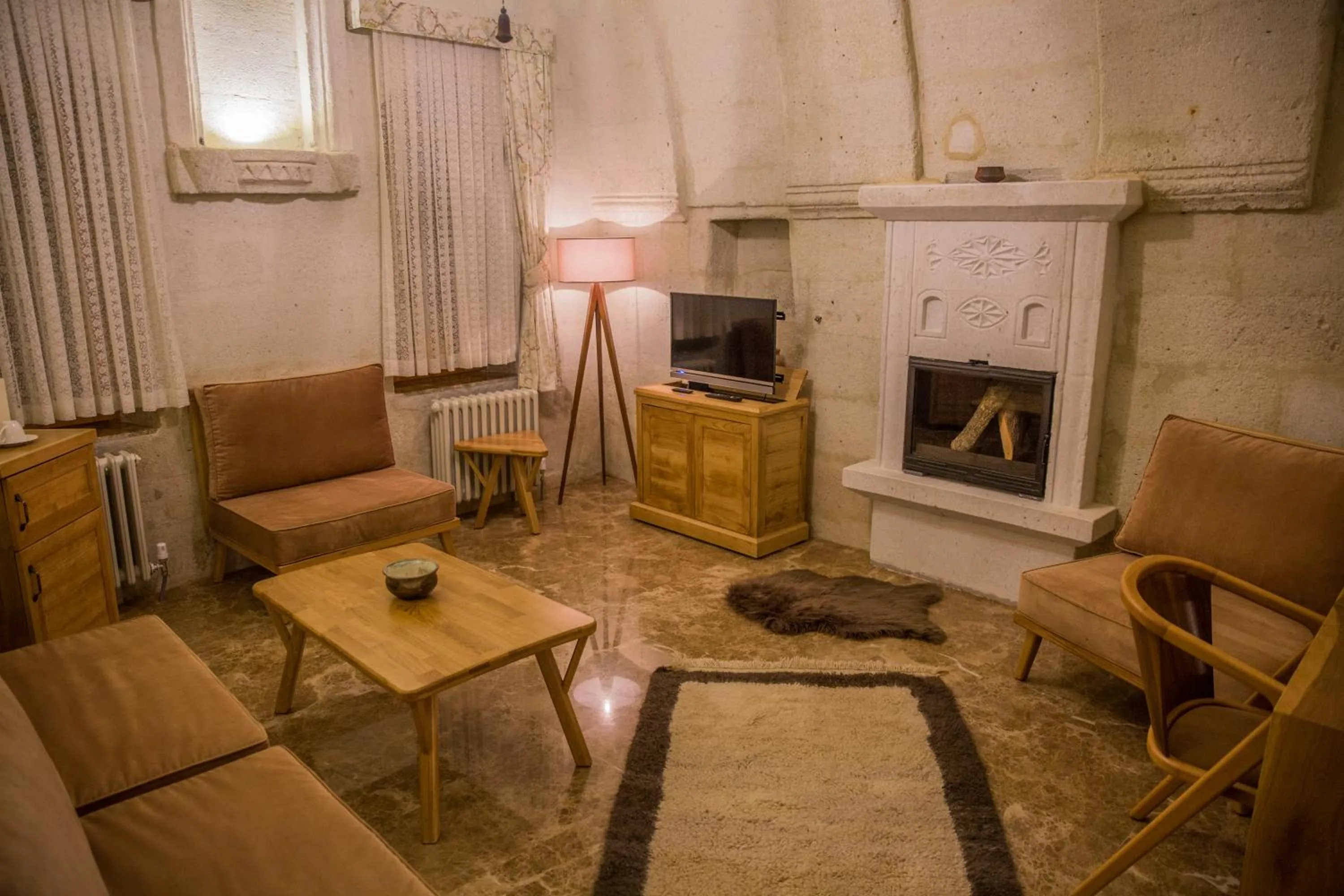 Living room in Agarta Cave Hotel