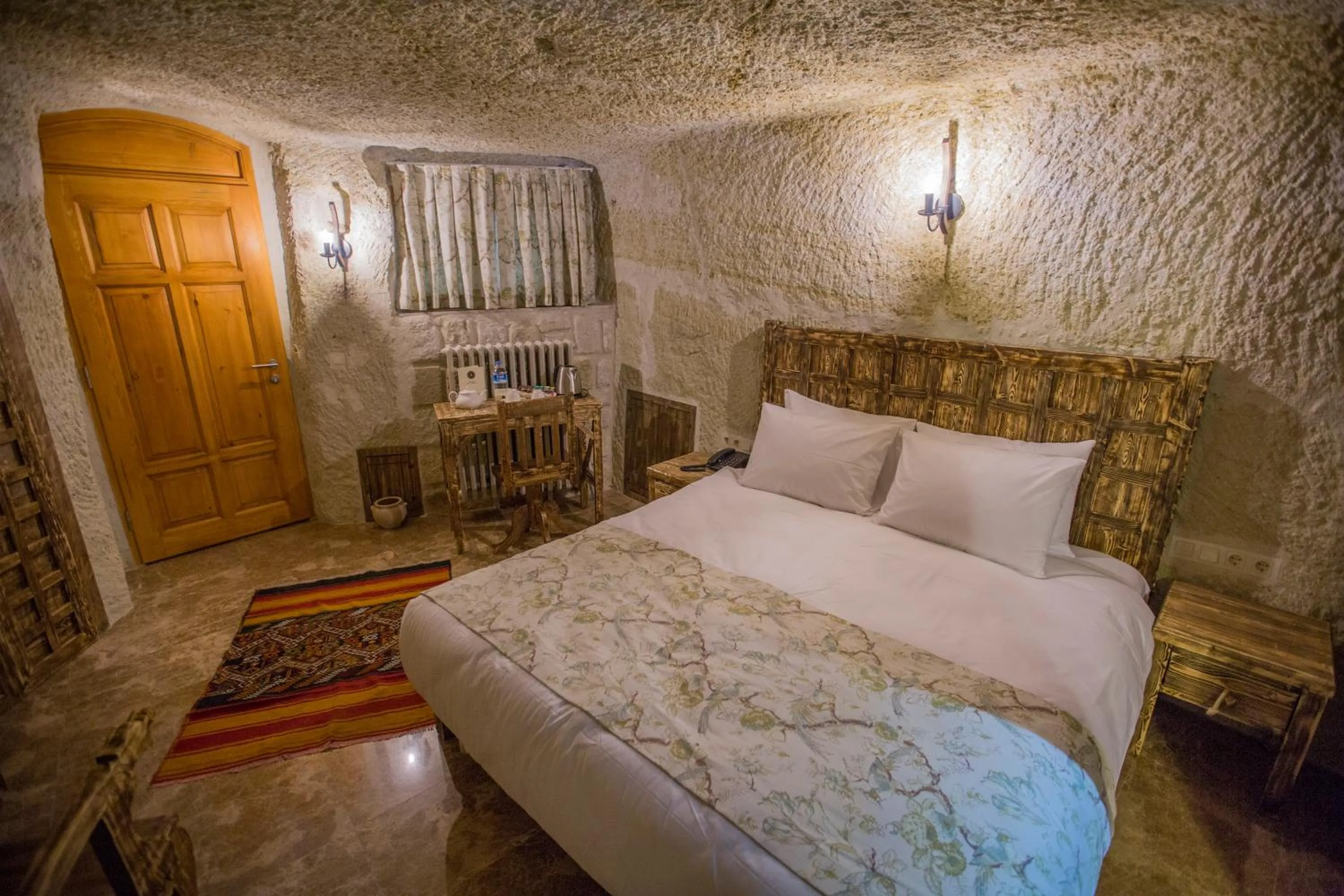 Bedroom, Bed in Agarta Cave Hotel