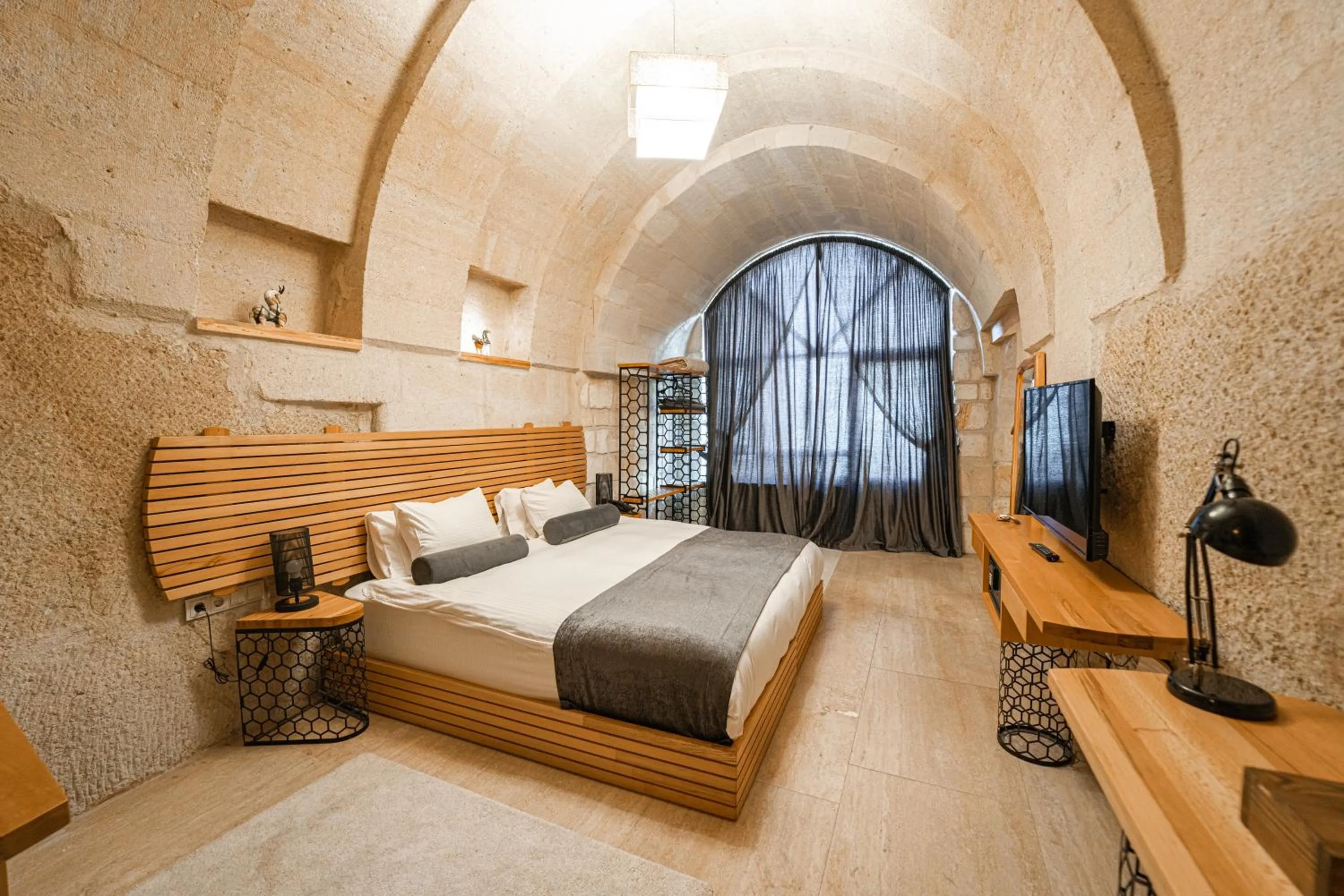 Bedroom, Bed in Agarta Cave Hotel