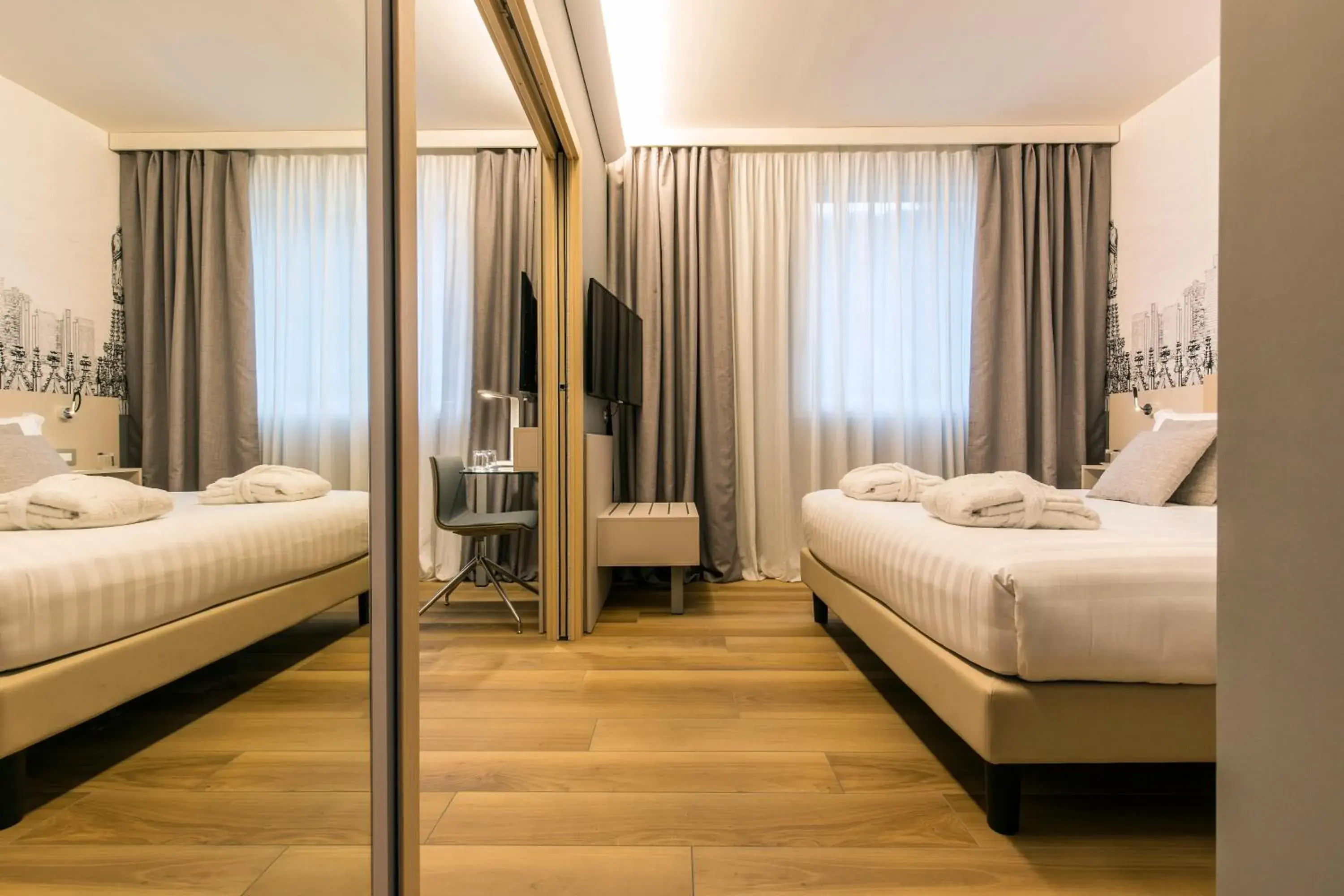 Superior Quadruple Room in 43 Station Hotel Superior Quadruple Room in 43 Station Hotel