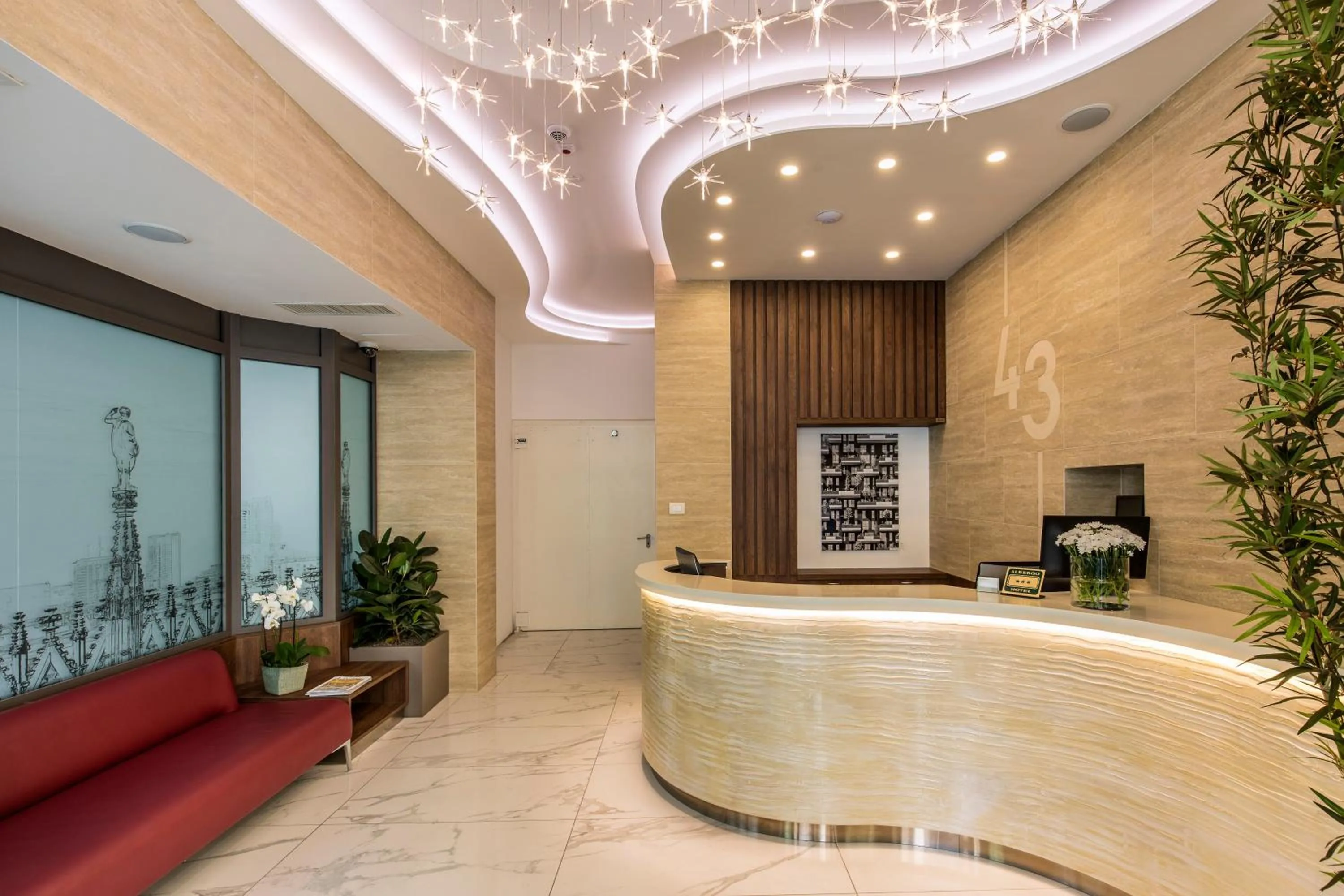 Lobby or reception in 43 Station Hotel