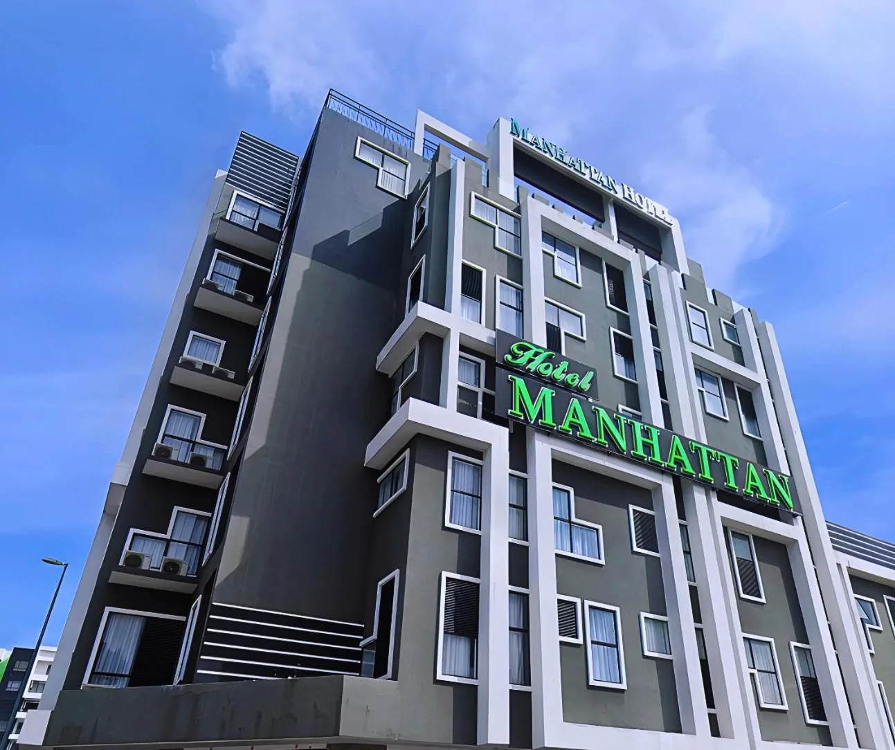 Property building in Manhattan Hotel Ipoh