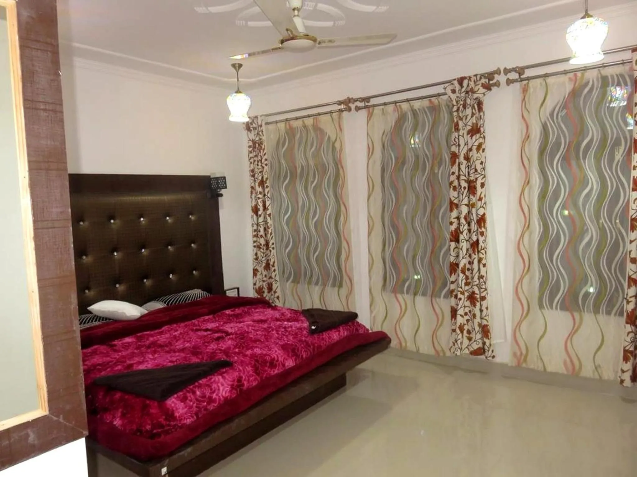 Bedroom, Bed in Hotel Ash Vale