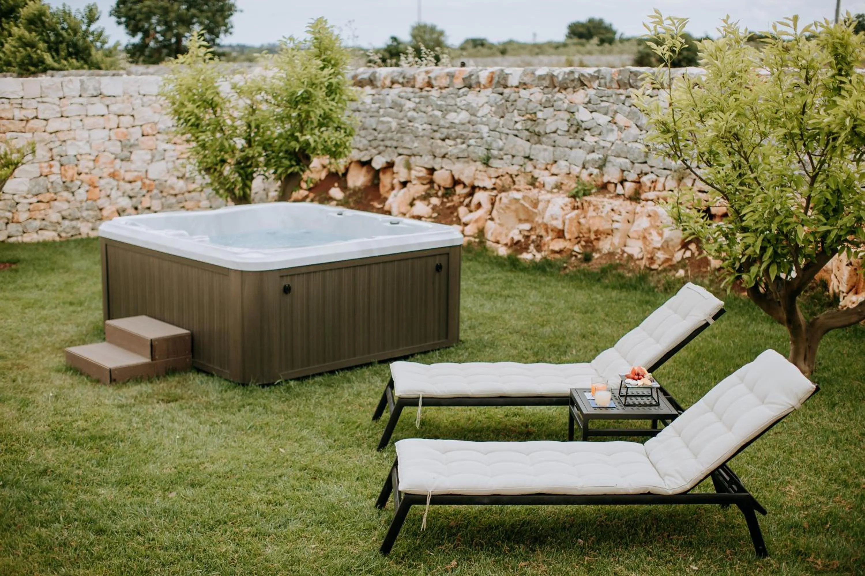 Garden in Villa Torre Bianca by Emily Hotels