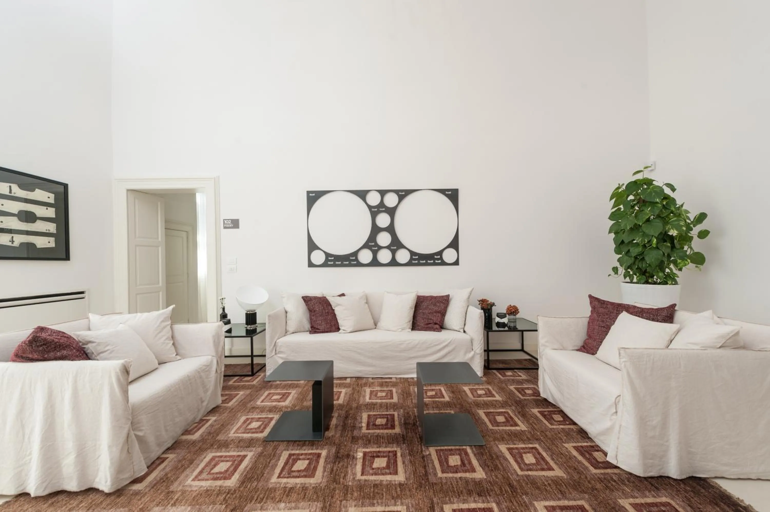 Living room in Villa Torre Bianca by Emily Hotels