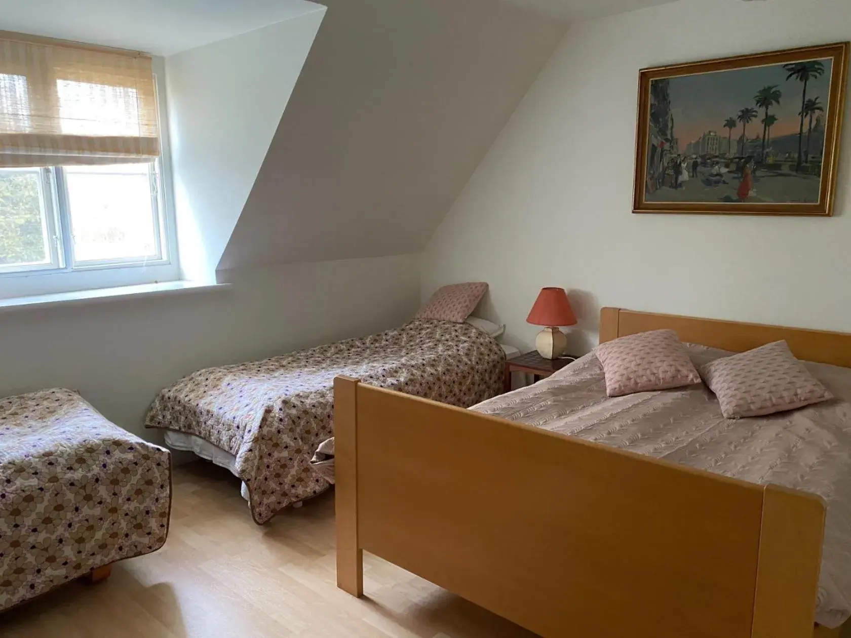 Family Room with Garden View - single occupancy in Bellinge House Family Room with Garden View - single occupancy in Bellinge House