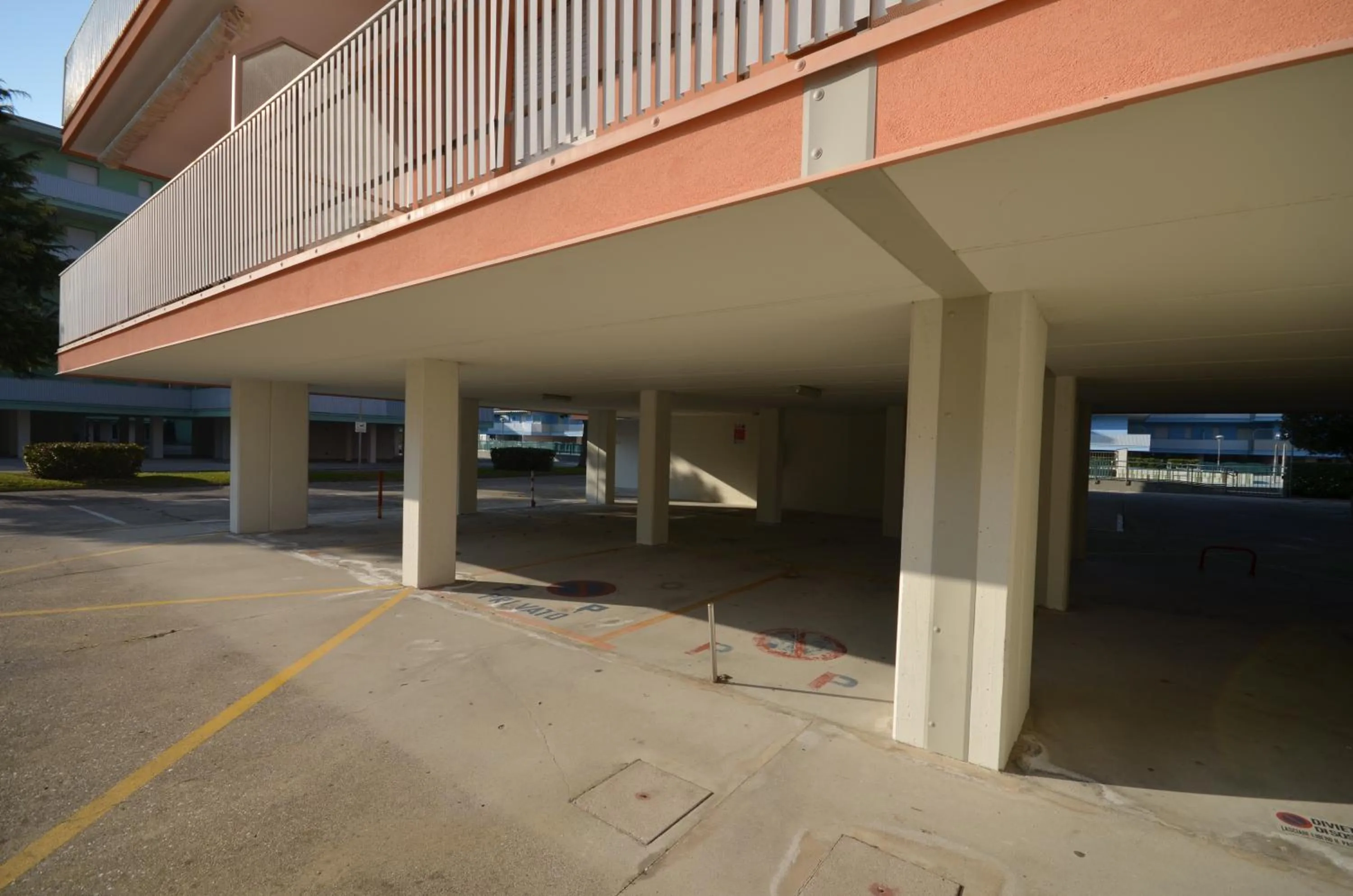 Parking in Residence Valbella