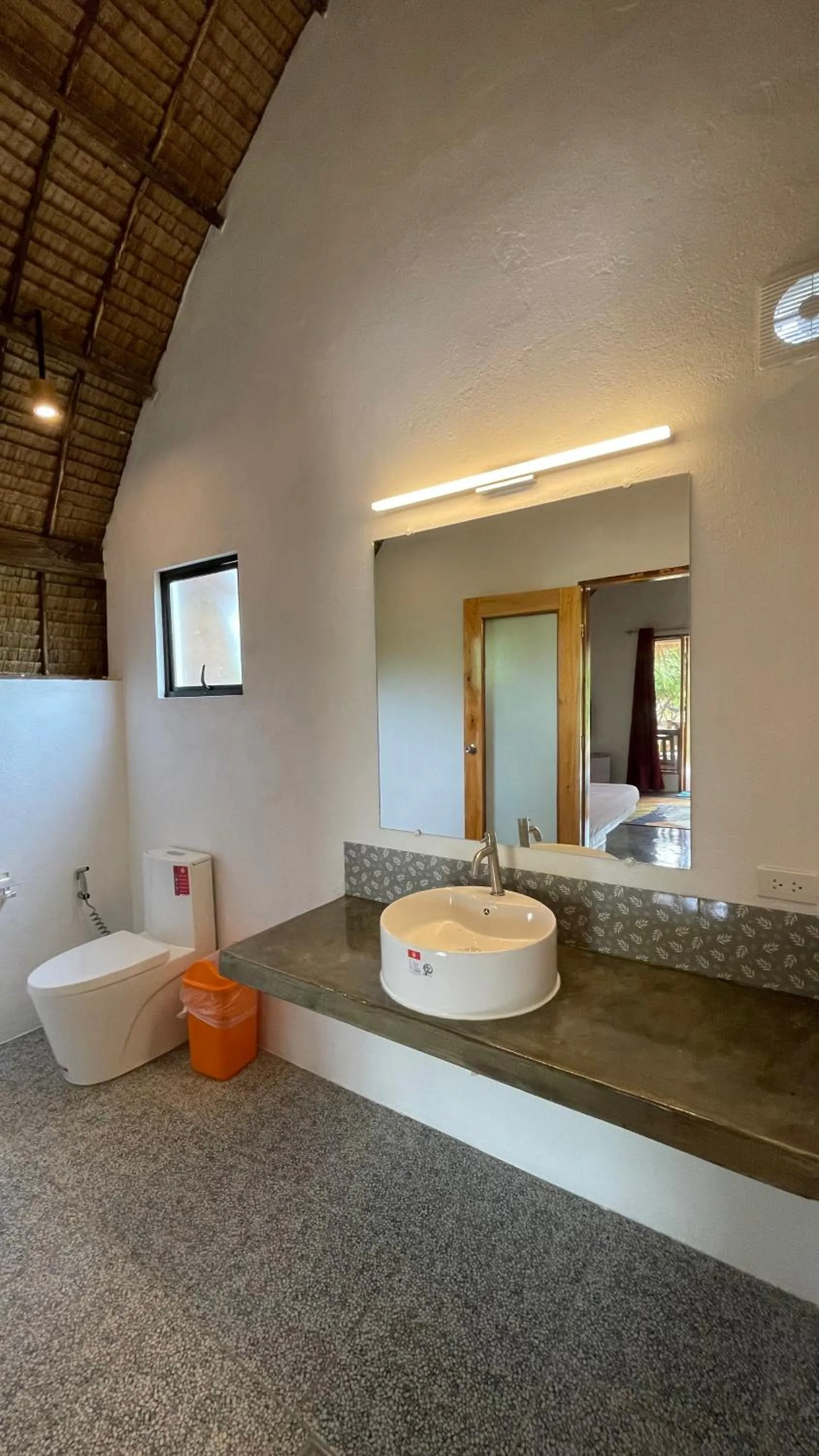 Bathroom in Footprints Beach Resort