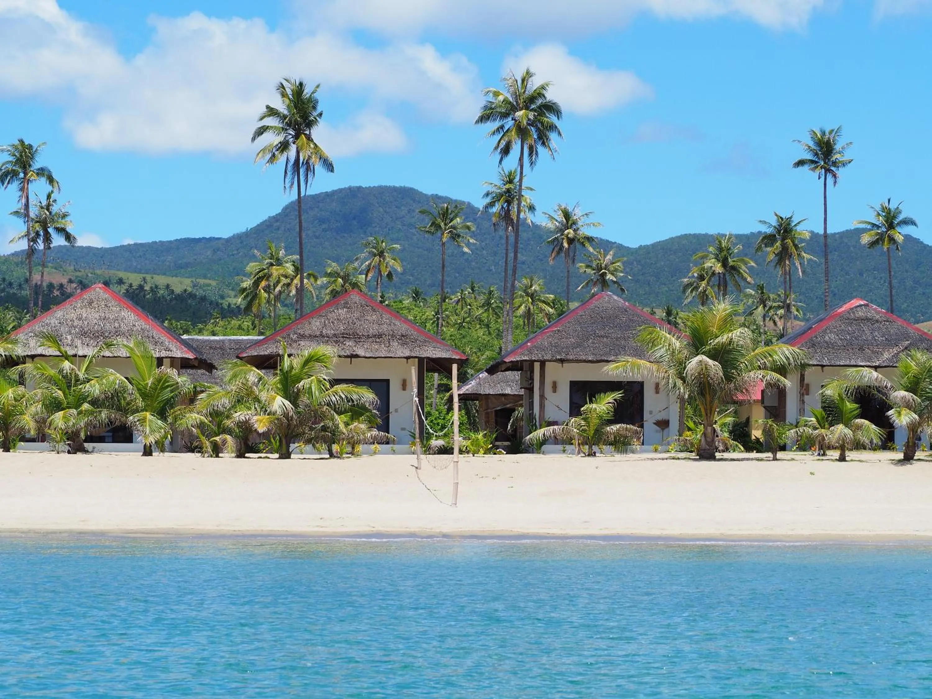 Property building in Footprints Beach Resort