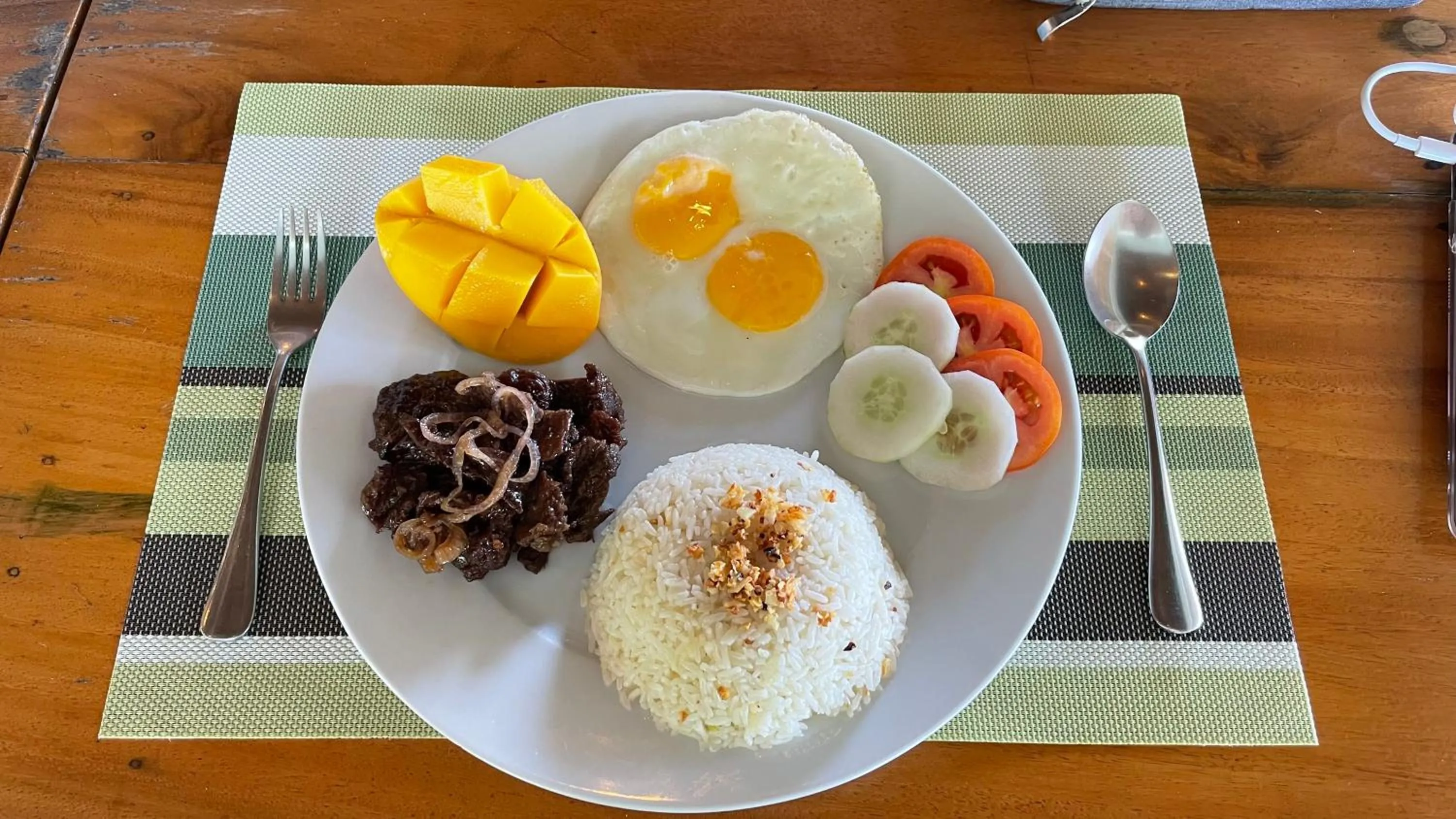 Breakfast in Footprints Beach Resort