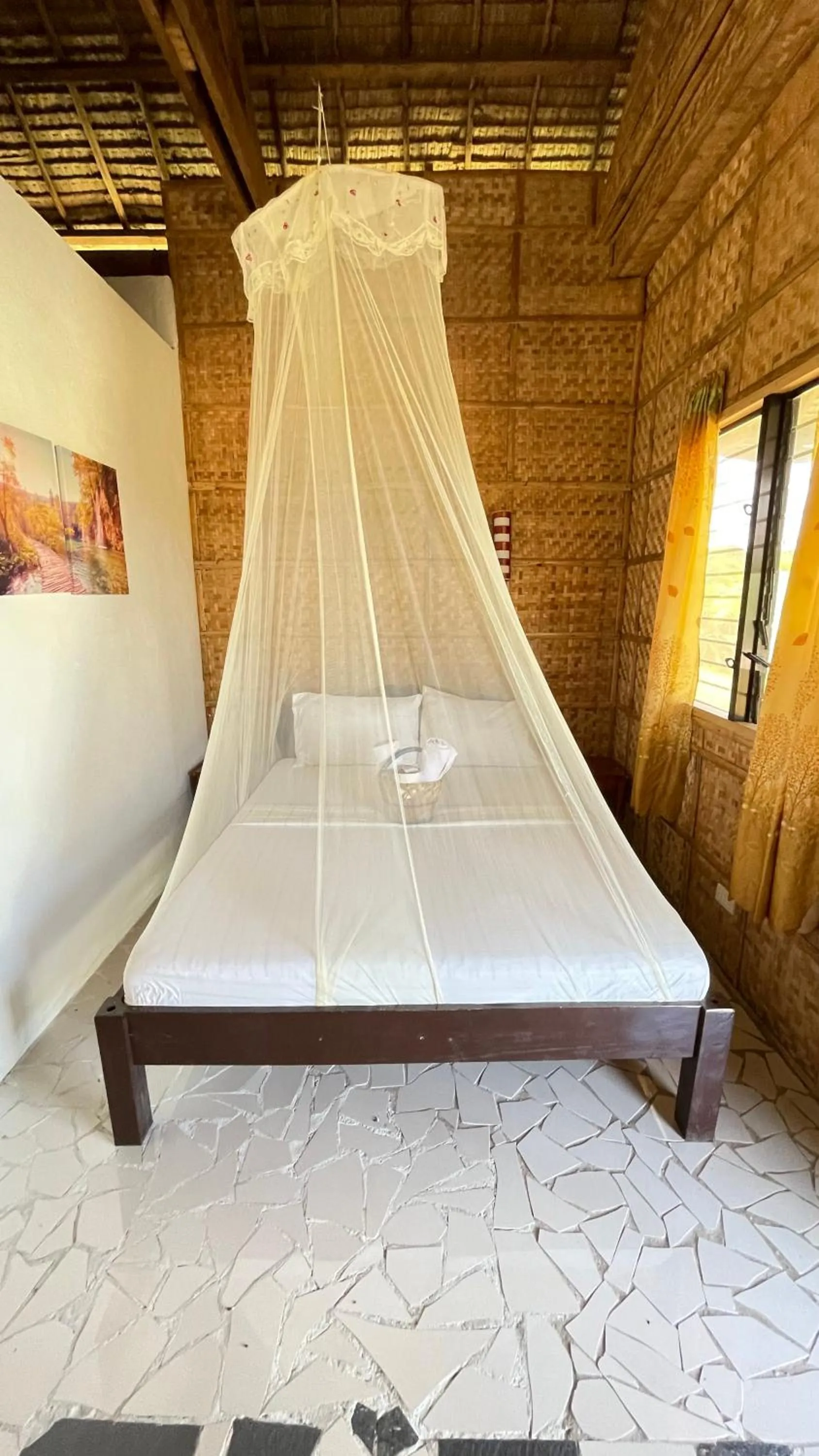 Bed in Footprints Beach Resort