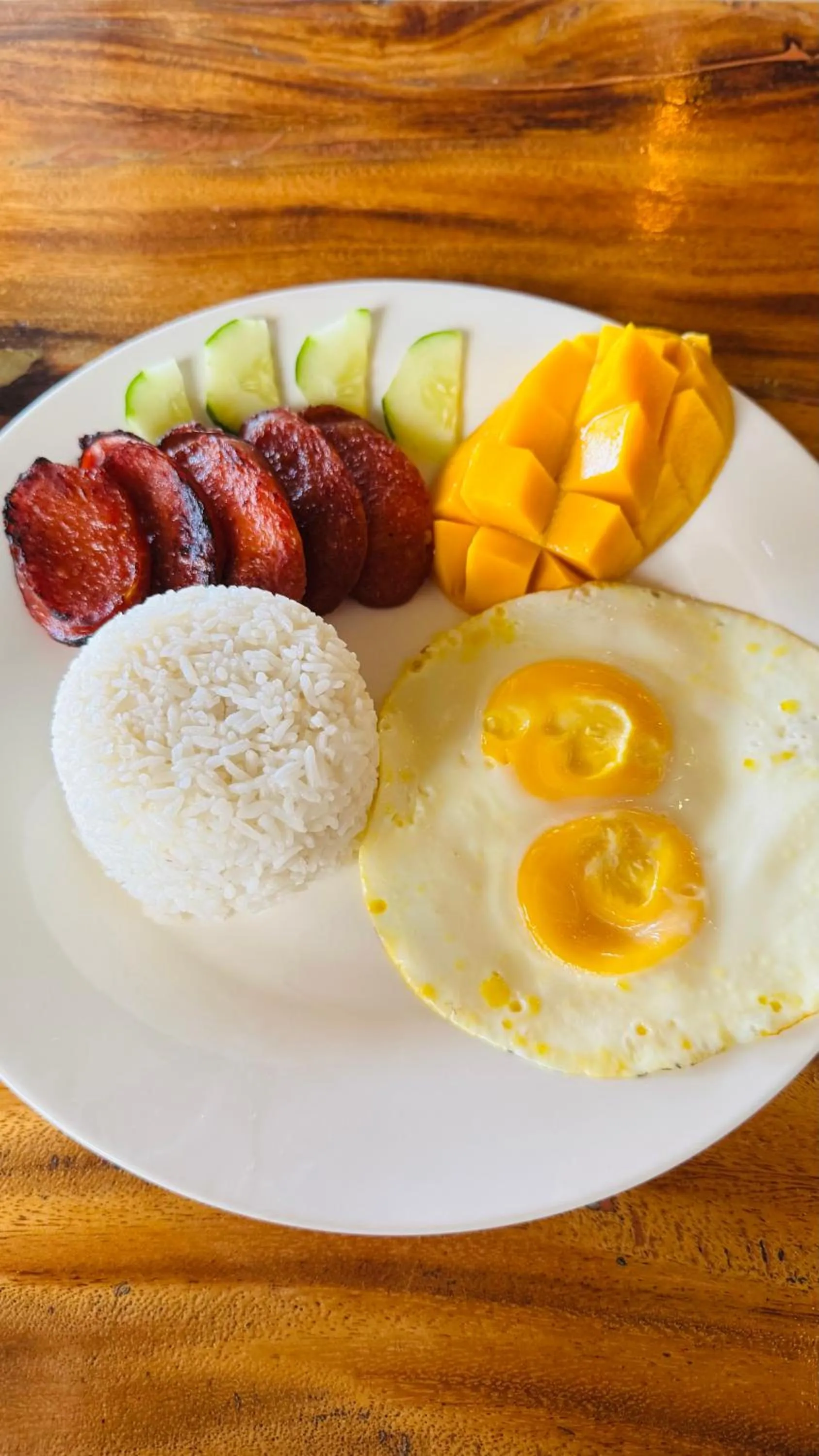 Breakfast in Footprints Beach Resort