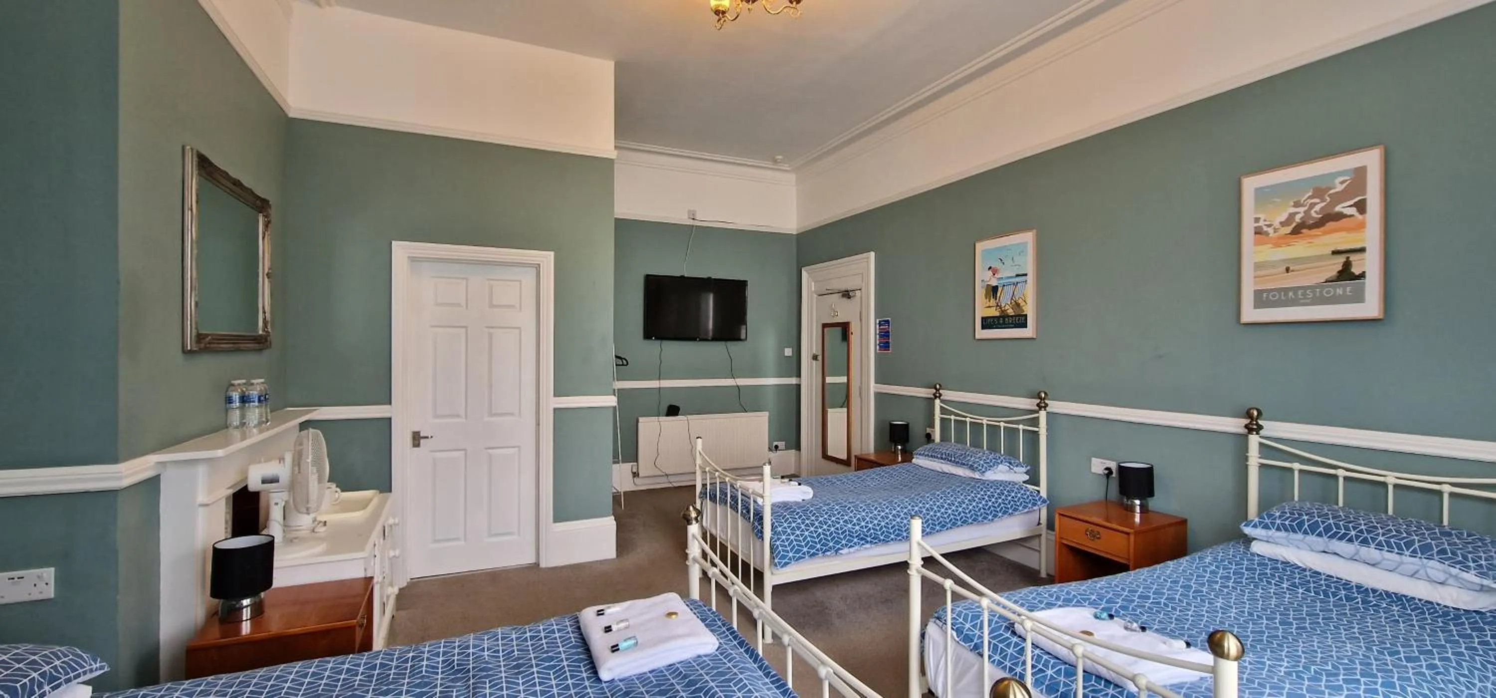 Family, Bed in Westward Ho Hotel