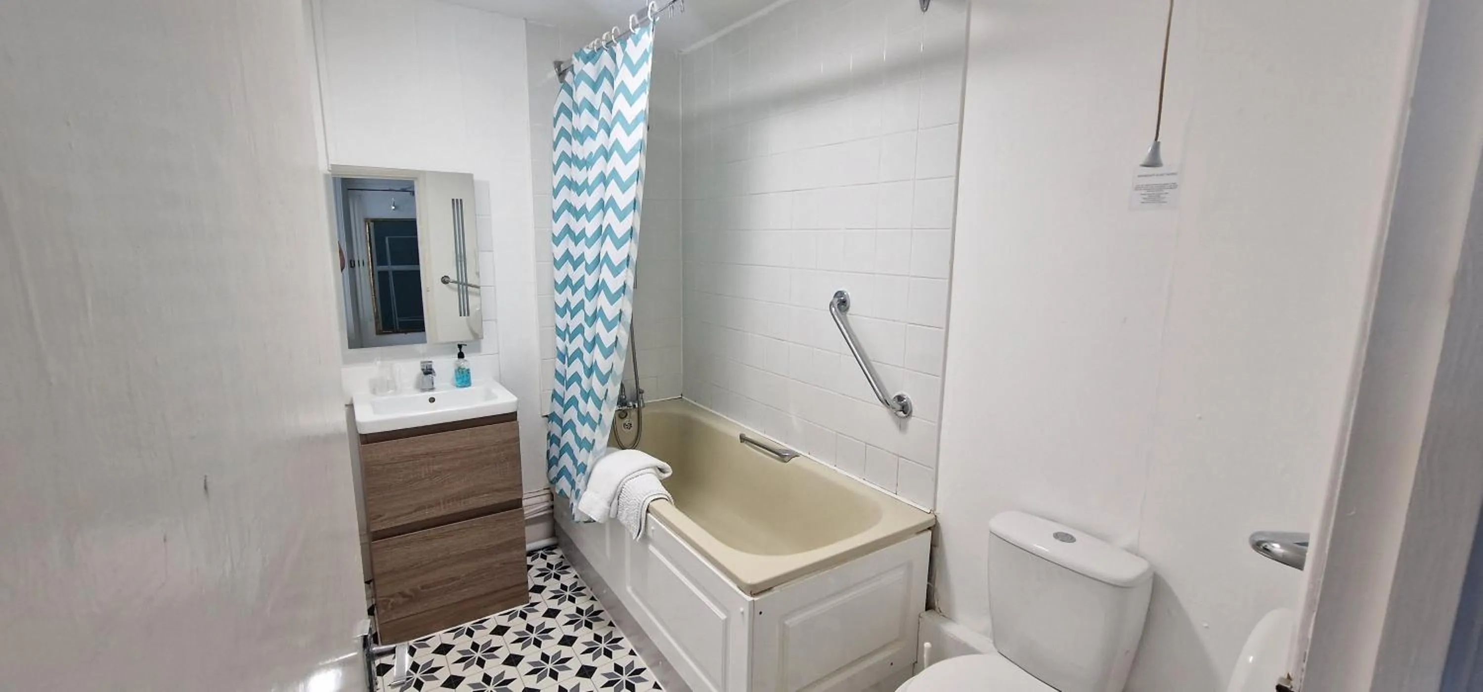 Bathroom in Westward Ho Hotel