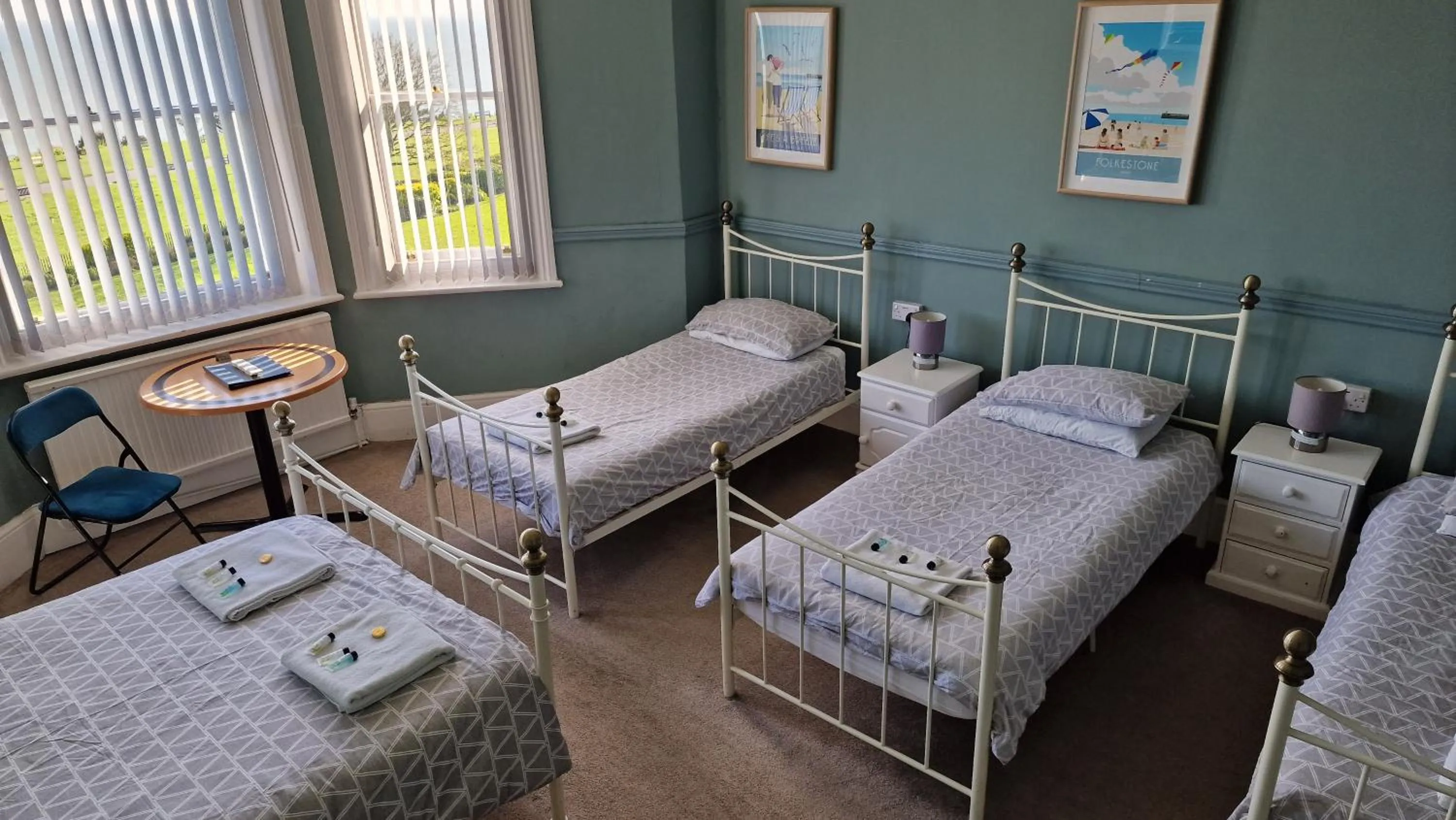 Sea view, Bed in Westward Ho Hotel