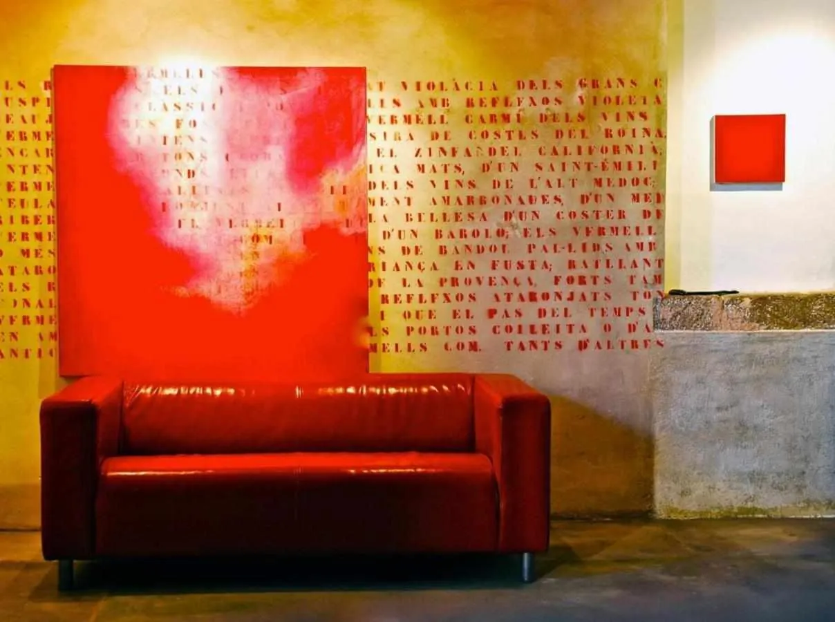 Lobby or reception in Hotel rural HD Riudebitlles art i allotjament