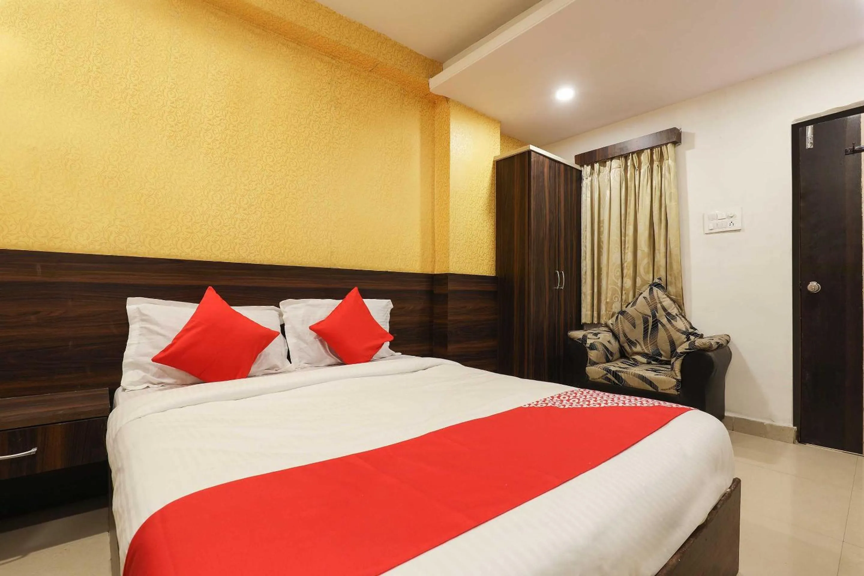 Bedroom, Bed in Hotel O Deccan Lodging And Boarding