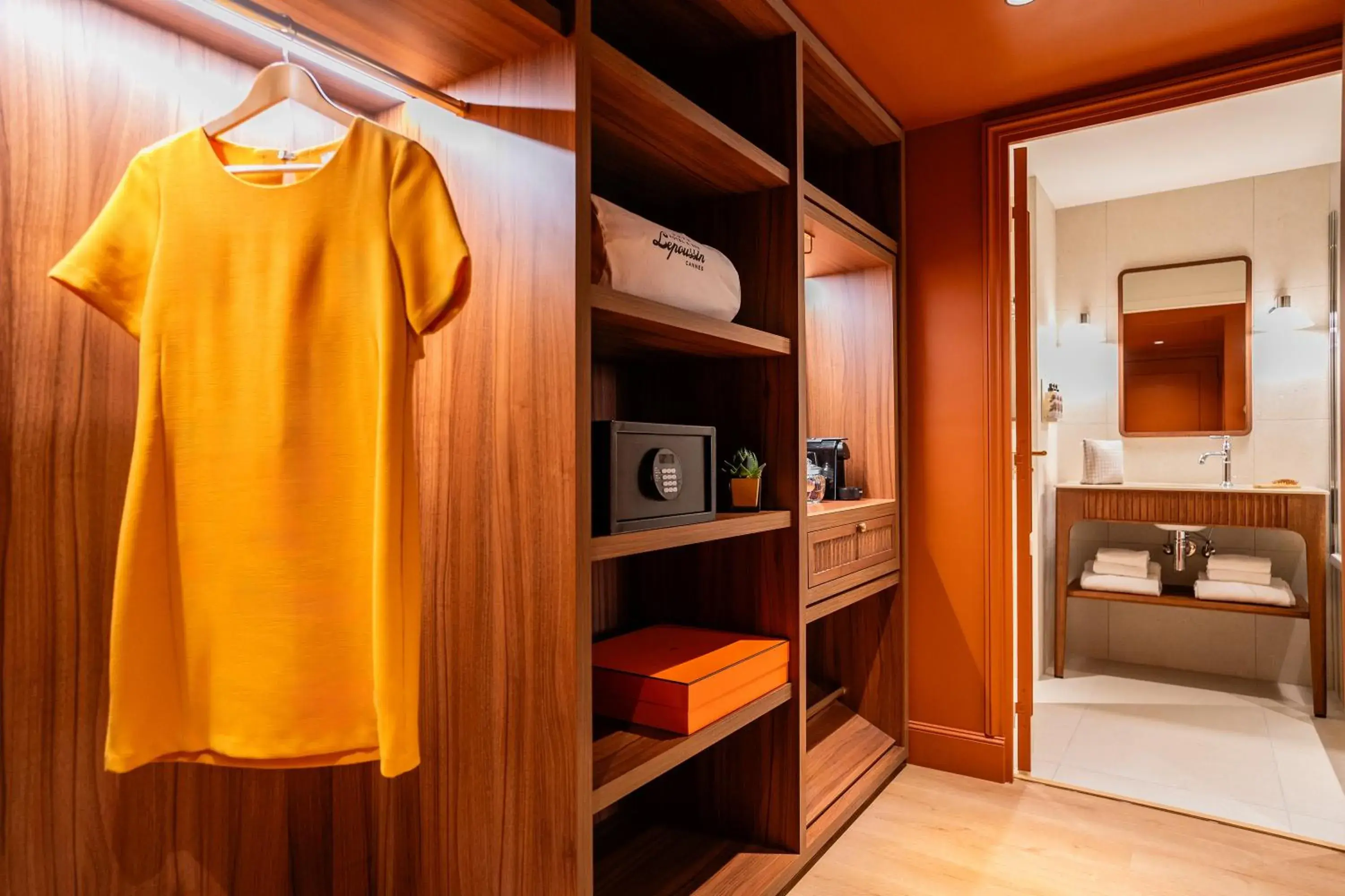 Double Room - Superior in Hôtel Lepoussin Double Room - Superior in Hôtel Lepoussin