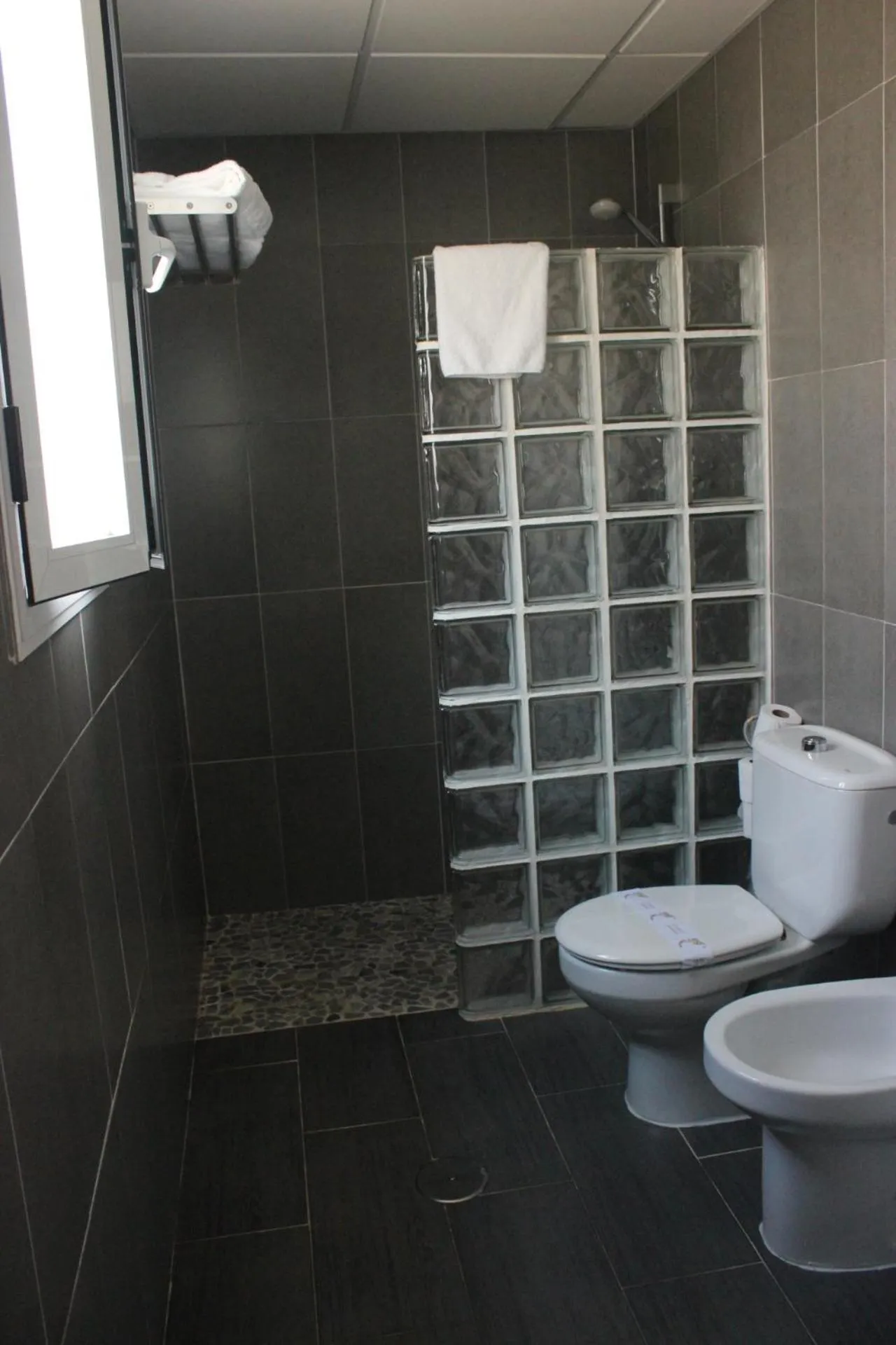 Bathroom in Hotel Varinia Serena - Balneario de Alange