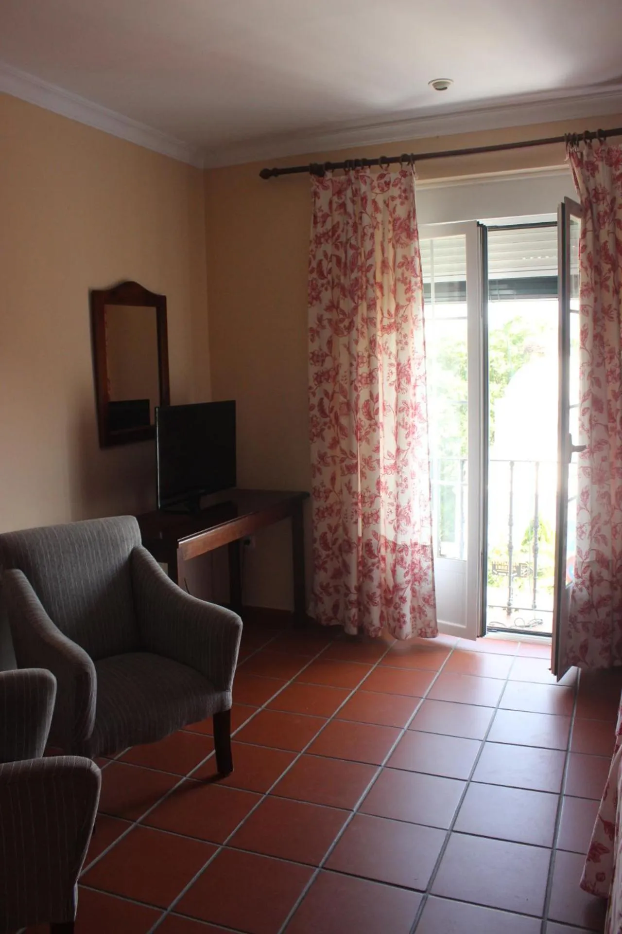 Balcony/Terrace in Hotel Varinia Serena - Balneario de Alange