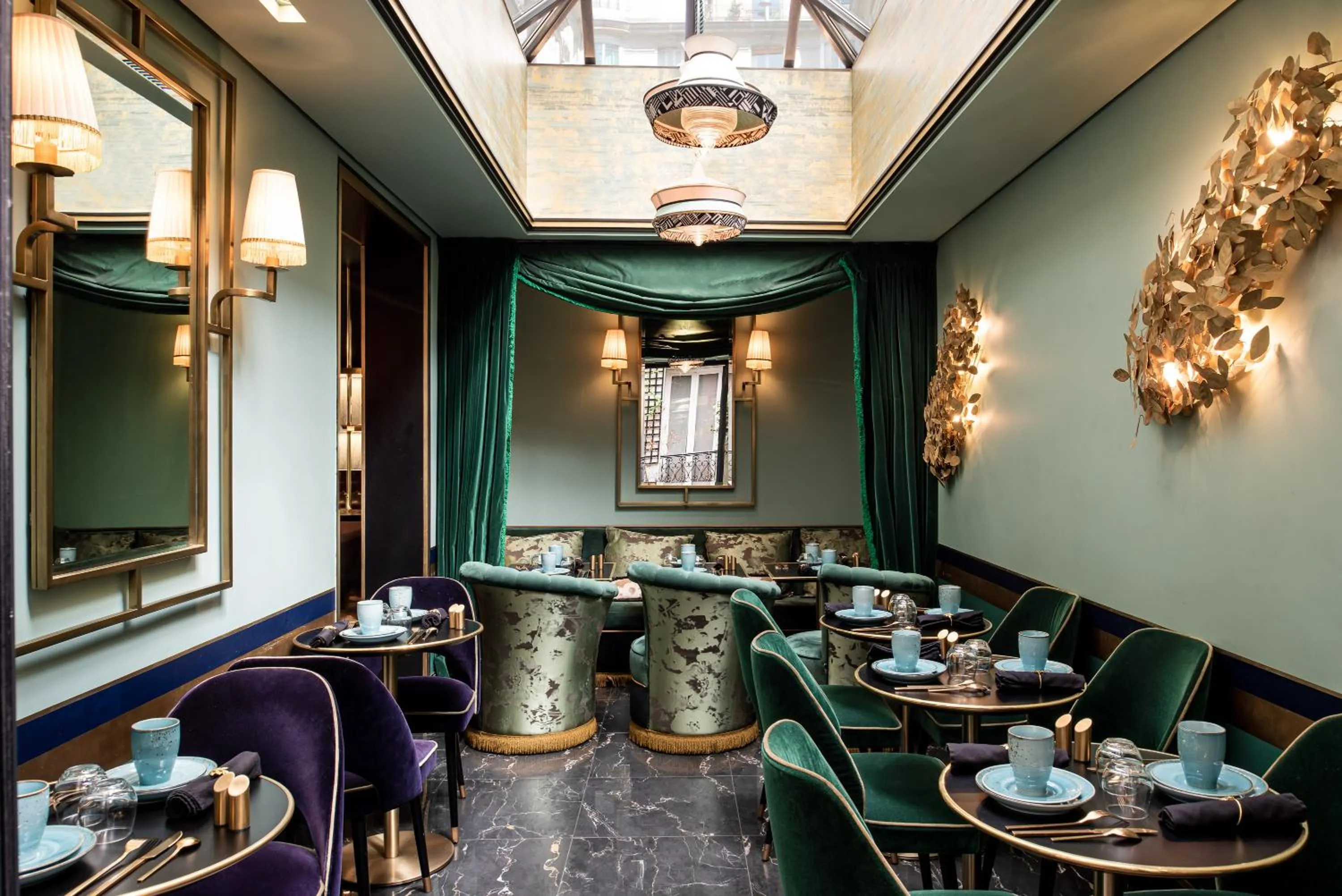 Living room in Maison Nabis by HappyCulture