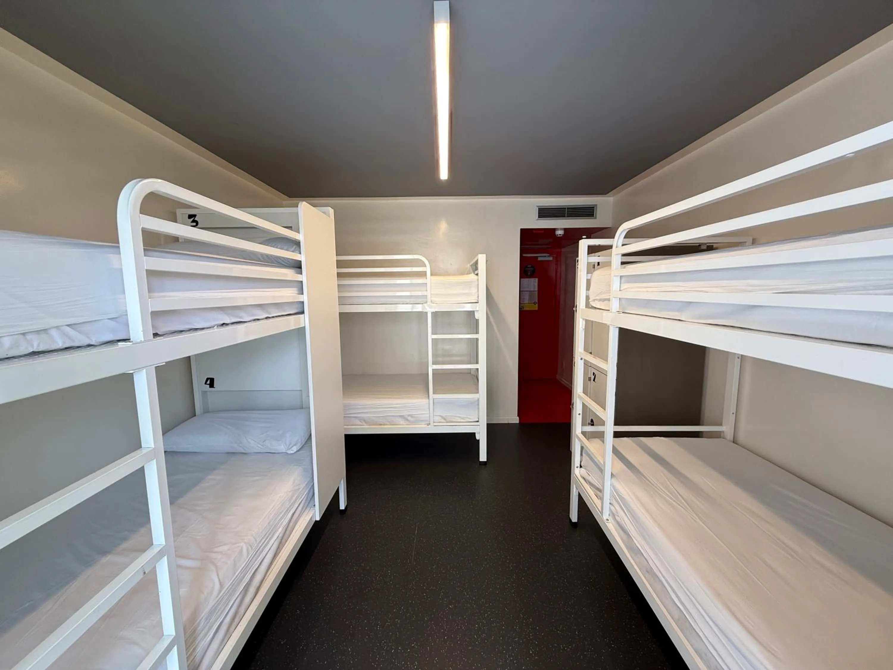 Bed in AMISTAT Island Hostel Ibiza - ALBERGUE JUVENIL